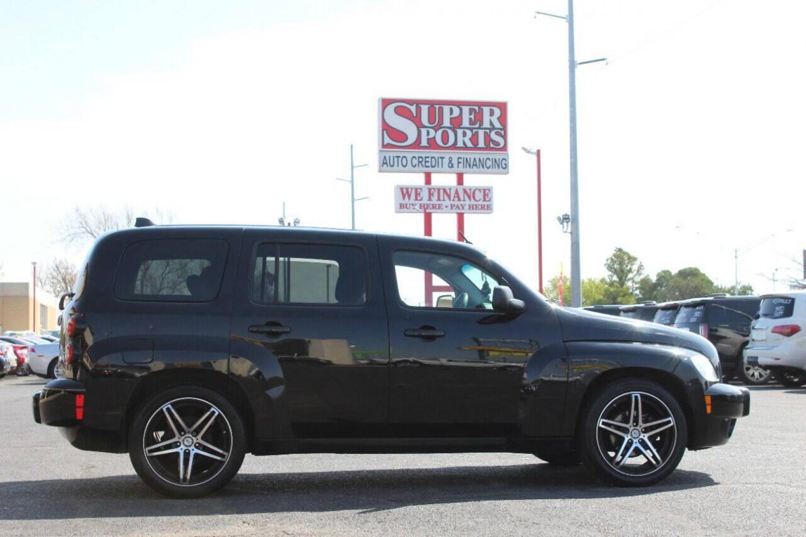 2009 Black /Gray Cloth Interior Chevrolet HHR LS (3GNCA33B09S) with an 2.2L L4 DOHC 16V engine, 5-Speed Manual transmission, located at 4301 NW 39th , Oklahoma City, OK, 73112, (405) 949-5600, 35.512135, -97.598671 - NO DRIVERS LICENCE - NO FULL COVERAGE INSURANCE - NO CREDIT CHECK. COME ON OVER TO SUPERSPORTS AND TAKE A LOOK AND TEST DRIVE PLEASE GIVE US A CALL AT (405) 949-5600. NO LICENCIA DE MANEJAR - NO SEGURO DE COBERTURA TOTAL - NO VERIFICACION DE CREDITO. POR FAVOR VENGAN A SUPERSPORTS, HECHE - Photo#3