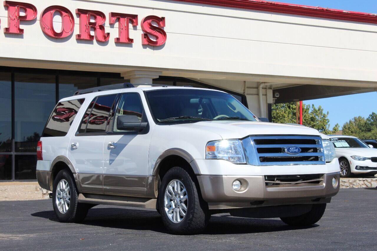 photo of 2012 Ford Expedition XLT 4x2 4dr SUV