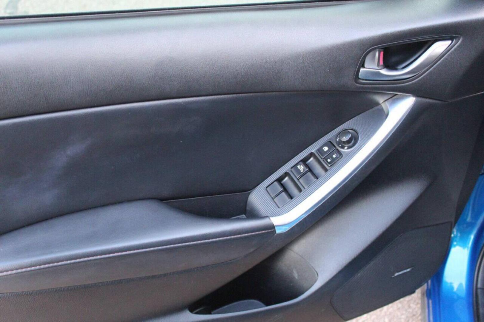 2014 Blue Mazda CX-5 Grand Touring (JM3KE2DY0E0) with an 2.5L L4 DOHC 16V engine, 6-Speed Automatic transmission, located at 4301 NW 39th , Oklahoma City, OK, 73112, (405) 949-5600, 35.512135, -97.598671 - Photo#17