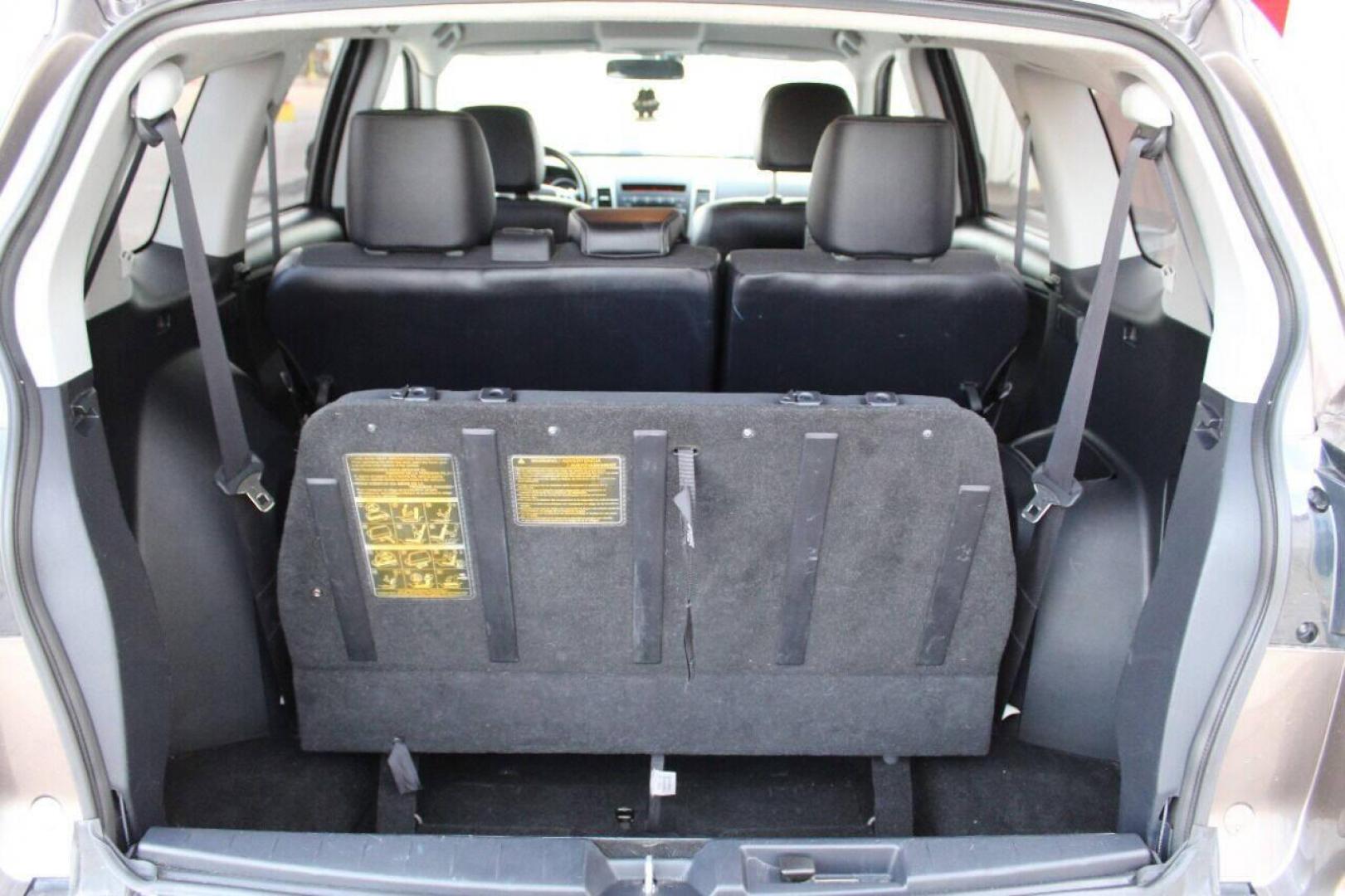 2012 Brown Mitsubishi Outlander SE 2WD (JA4JS4AX8CU) with an 3.0L V6 SOHC 24V engine, Continuously Variable Transmission transmission, located at 4301 NW 39th , Oklahoma City, OK, 73112, (405) 949-5600, 35.512135, -97.598671 - NO DRIVERS LICENCE - NO FULL COVERAGE INSURANCE - NO CREDIT CHECK. COME ON OVER TO SUPERSPORTS AND TAKE A LOOK AND TEST DRIVE PLEASE GIVE US A CALL AT (405) 949-5600. NO LICENCIA DE MANEJAR - NO SEGURO DE COBERTURA TOTAL - NO VERIFICACION DE CREDITO. POR FAVOR VENGAN A SUPERSPOR - Photo#12