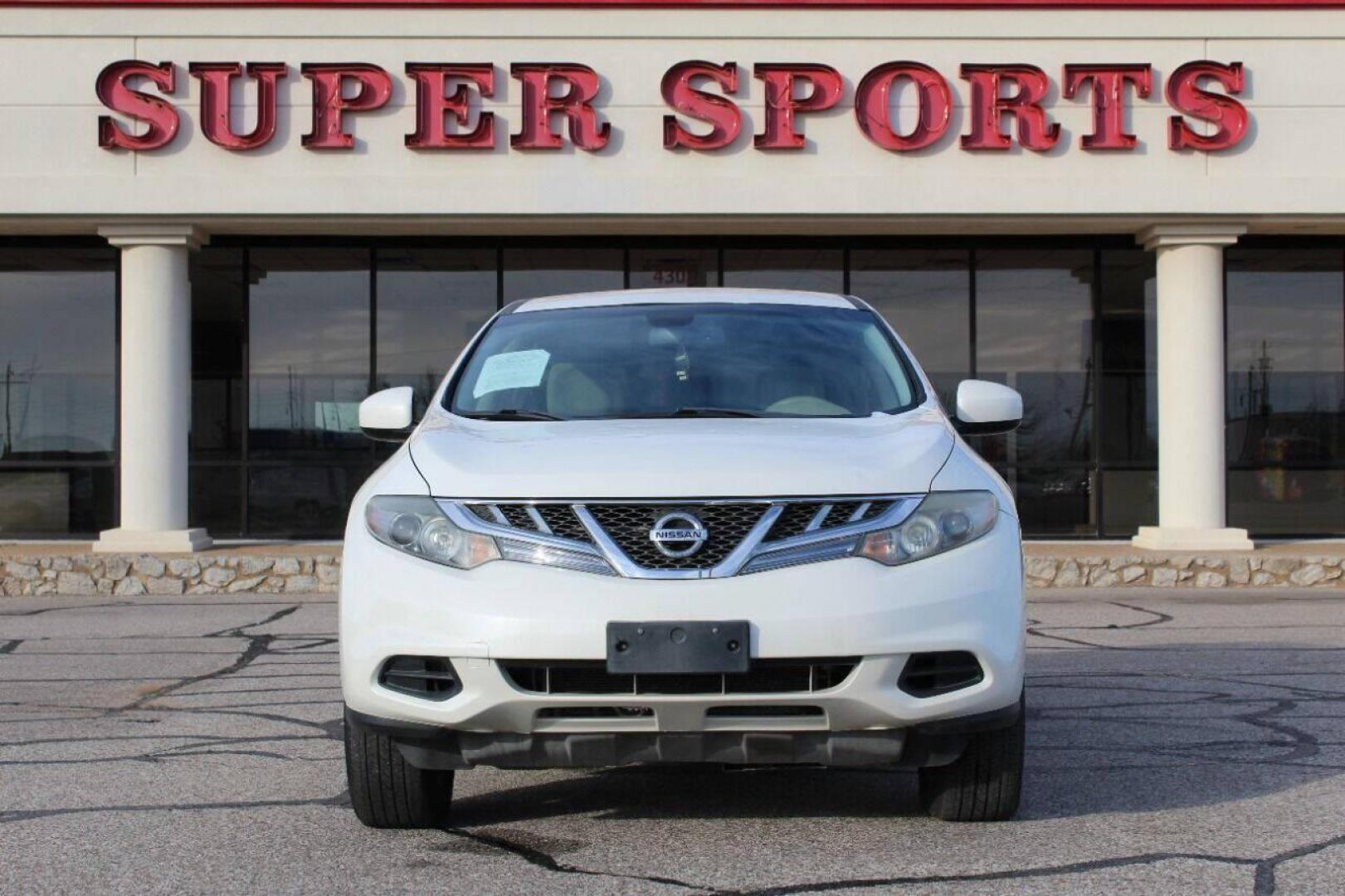 2012 White Nissan Murano SV (JN8AZ1MU3CW) with an 3.5L V6 DOHC 24V engine, Continuously Variable Transmission transmission, located at 4301 NW 39th , Oklahoma City, OK, 73112, (405) 949-5600, 35.512135, -97.598671 - NO DRIVERS LICENCE NO-FULL COVERAGE INSURANCE-NO CREDIT CHECK. COME ON OVER TO SUPERSPORTS AND TAKE A LOOK AND TEST DRIVE PLEASE GIVE US A CALL AT (405) 949-5600. NO LICENSIA DE MANEJAR- NO SEGURO DE COBERTURA TOTAL- NO VERIFICACCION DE CREDITO. POR FAVOR VENGAN A SUPERSPORTS, E - Photo#3