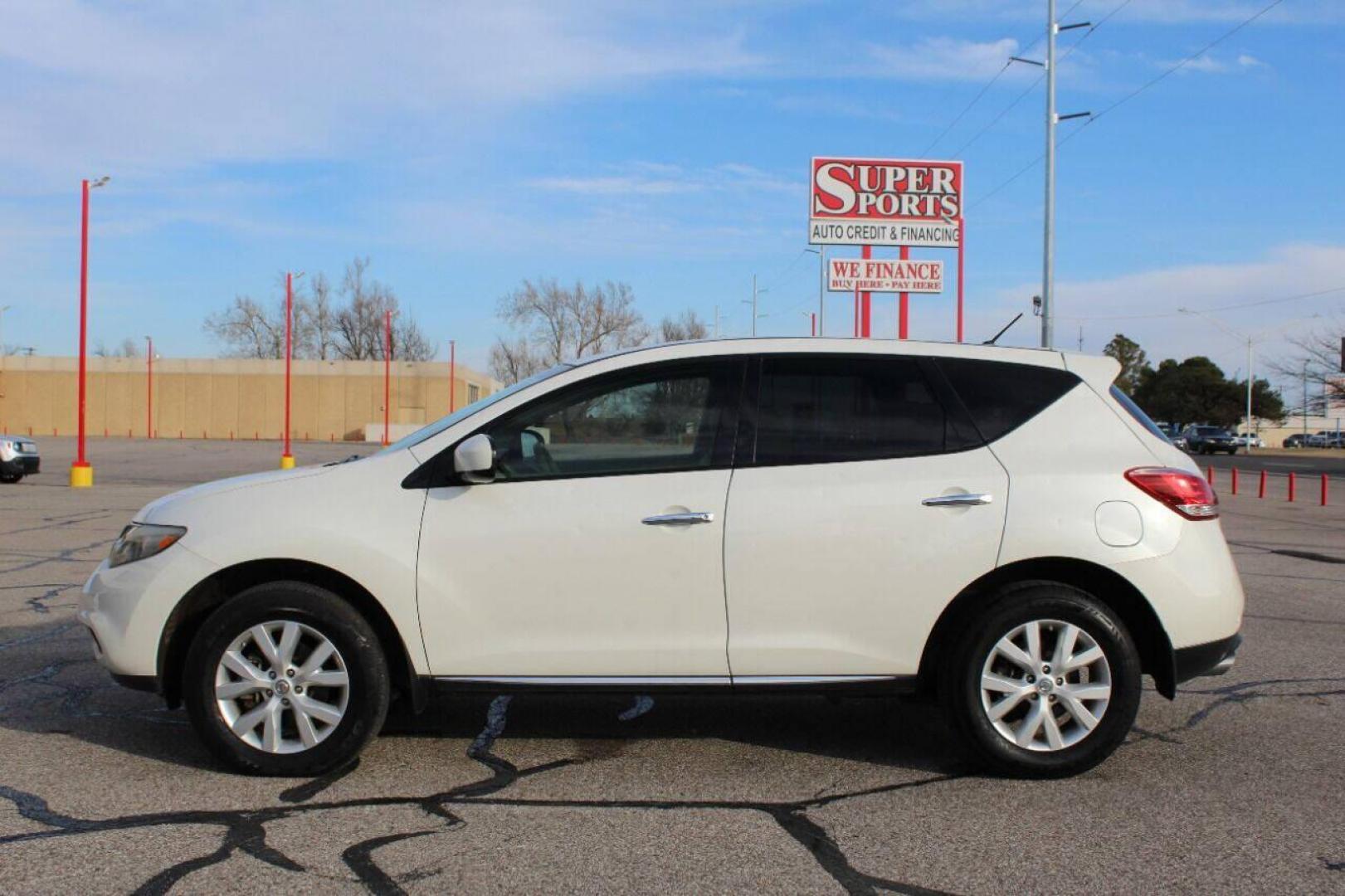 2012 White Nissan Murano SV (JN8AZ1MU3CW) with an 3.5L V6 DOHC 24V engine, Continuously Variable Transmission transmission, located at 4301 NW 39th , Oklahoma City, OK, 73112, (405) 949-5600, 35.512135, -97.598671 - NO DRIVERS LICENCE NO-FULL COVERAGE INSURANCE-NO CREDIT CHECK. COME ON OVER TO SUPERSPORTS AND TAKE A LOOK AND TEST DRIVE PLEASE GIVE US A CALL AT (405) 949-5600. NO LICENSIA DE MANEJAR- NO SEGURO DE COBERTURA TOTAL- NO VERIFICACCION DE CREDITO. POR FAVOR VENGAN A SUPERSPORTS, E - Photo#7