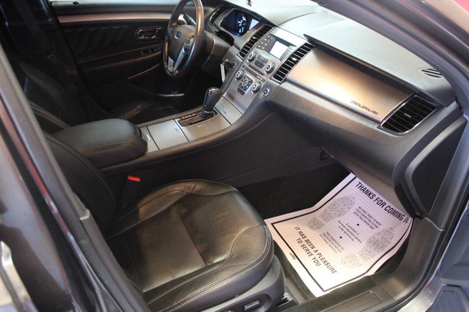 2015 Gray Ford Taurus SEL FWD (1FAHP2E86FG) with an 3.5L V6 DOHC 24V engine, 6-Speed Automatic transmission, located at 4301 NW 39th , Oklahoma City, OK, 73112, (405) 949-5600, 35.512135, -97.598671 - NO DRIVERS LICENCE NO-FULL COVERAGE INSURANCE-NO CREDIT CHECK. COME ON OVER TO SUPERSPORTS AND TAKE A LOOK AND TEST DRIVE. PLEASE GIVE US A CALL AT (405) 949-5600. NO LICENSIA DE MANEJAR- NO SEGURO DE COBERTURA TOTAL- NO VERIFICACCION DE CREDITO. POR FAVOR VENGAN A SUPERSPORTS, ECHE UN - Photo#9