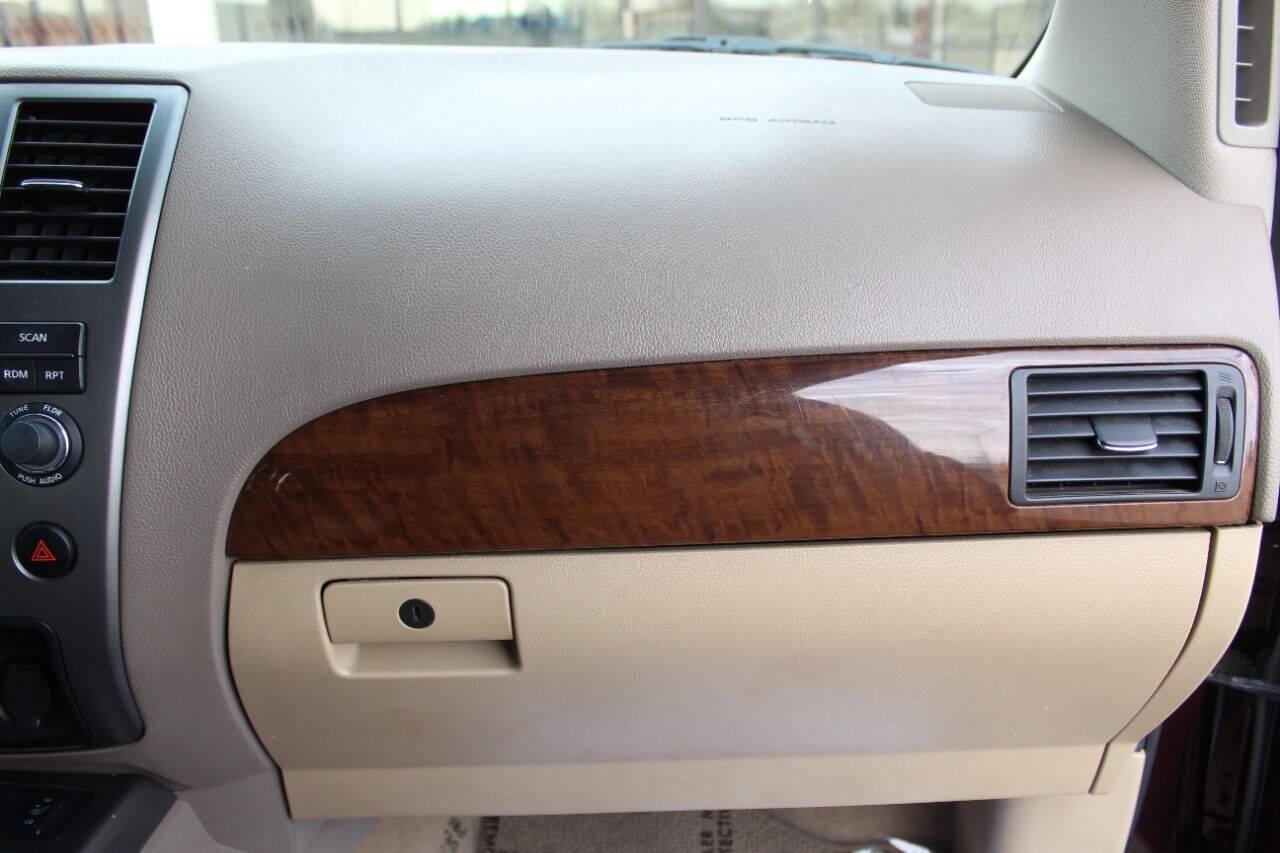 2015 Burgundy Nissan Armada SL 2WD (5N1BA0ND0FN) with an 5.6L V8 5.6L V8 engine, Automatic 5-Speed transmission, located at 4301 NW 39th , Oklahoma City, OK, 73112, (405) 949-5600, 35.512135, -97.598671 - Hablamos espanol. SPEND SMART --- BUY FROM SUPER SPORTS. ALL PRICES, DOWN PAYMENTS, PAYMENTS, AND FINANCE TERMS ARE NEGOTIABLE AT THE TIME OF APPROVAL. WE WILL WORK WITH YOU TO FIT YOUR BUDGET. WE WILL EVEN LOWER AND ADJUST THE NUMBERS TO HELP MAKE THE VEHICLE MORE AFFORDABLE FOR YOU.- Photo#12