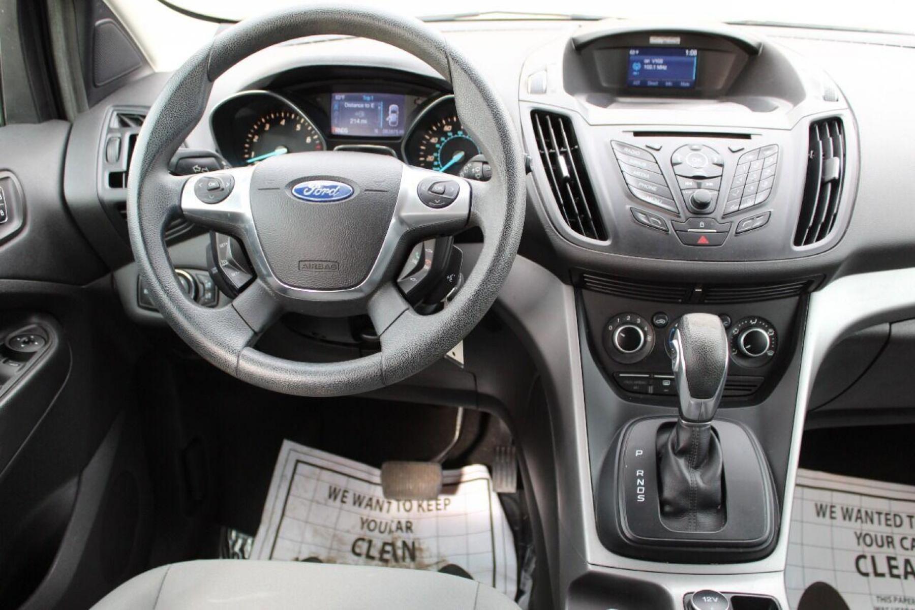 2014 Gray Ford Escape (1FMCU0GX4EU) with an 1.6L I4 Turbocharger 1.6L I4 engine, Automatic 6-Speed transmission, located at 4301 NW 39th , Oklahoma City, OK, 73112, (405) 949-5600, 35.512135, -97.598671 - NO DRIVERS LICENCE NO-FULL COVERAGE INSURANCE-NO CREDIT CHECK. COME ON OVER TO SUPERSPORTS AND TAKE A LOOK AND TEST DRIVE PLEASE GIVE US A CALL AT (405) 949-5600. NO LICENSIA DE MANEJAR- NO SEGURO DE COBERTURA TOTAL- NO VERIFICACCION DE CREDITO. POR FAVOR VENGAN A SUPERSPORTS, E - Photo #18