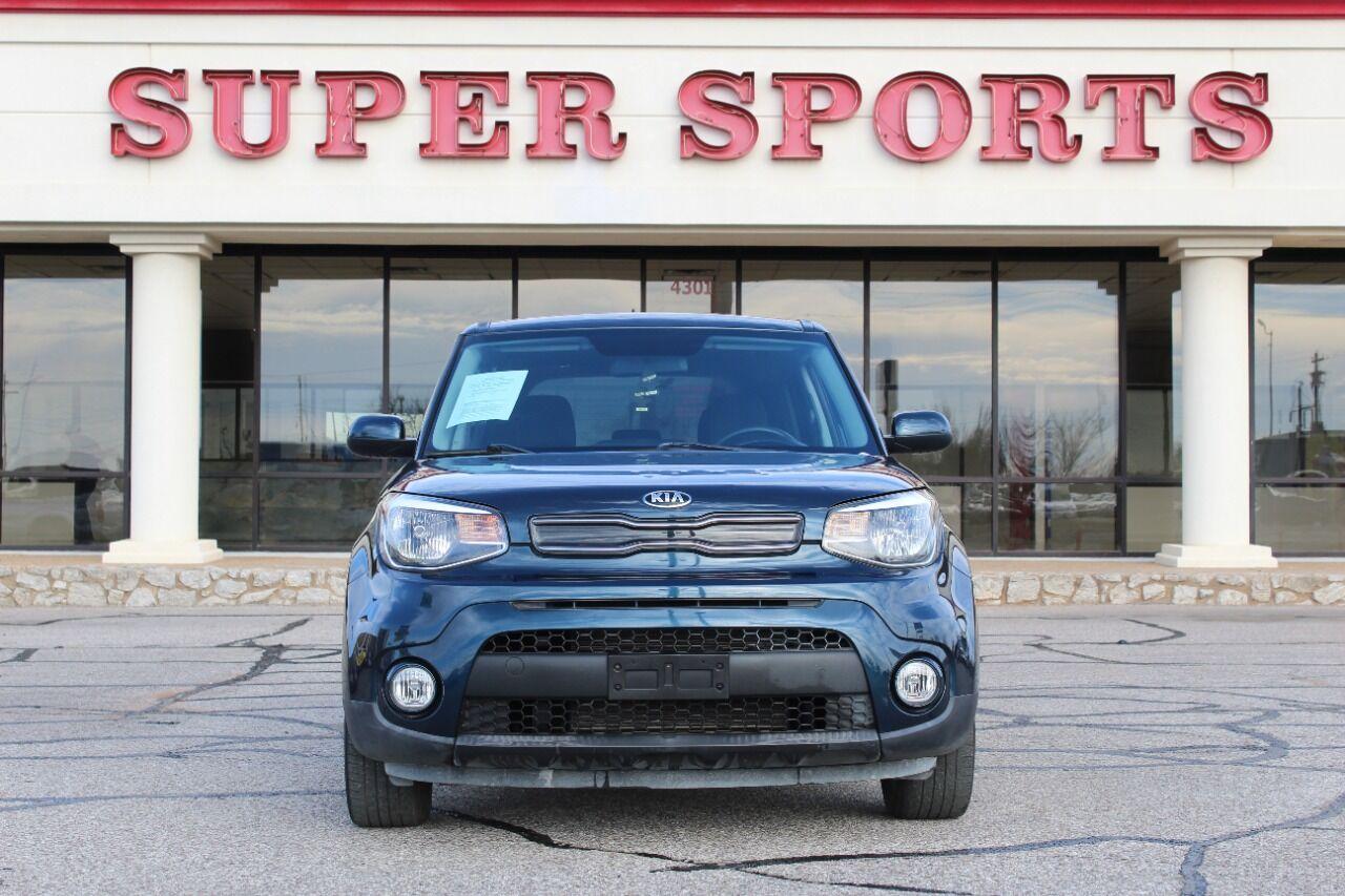 photo of 2017 Kia Soul + 4dr Crossover