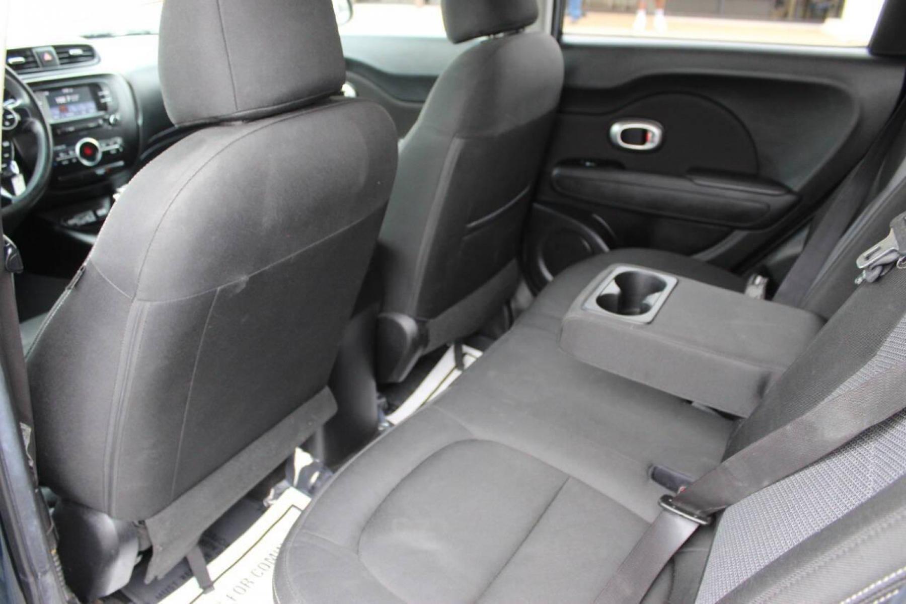 2017 Blue Kia Soul (KNDJP3A52H7) with an 2.0L I4 2.0L I4 engine, Automatic 6-Speed transmission, located at 4301 NW 39th , Oklahoma City, OK, 73112, (405) 949-5600, 35.512135, -97.598671 - NO DRIVERS LICENCE NO-FULL COVERAGE INSURANCE-NO CREDIT CHECK. COME ON OVER TO SUPERSPORTS AND TAKE A LOOK AND TEST DRIVE PLEASE GIVE US A CALL AT (405) 949-5600. NO LICENSIA DE MANEJAR- NO SEGURO DE COBERTURA TOTAL- NO VERIFICACCION DE CREDITO. POR FAVOR VENGAN A SUPERSPORTS, E - Photo #15