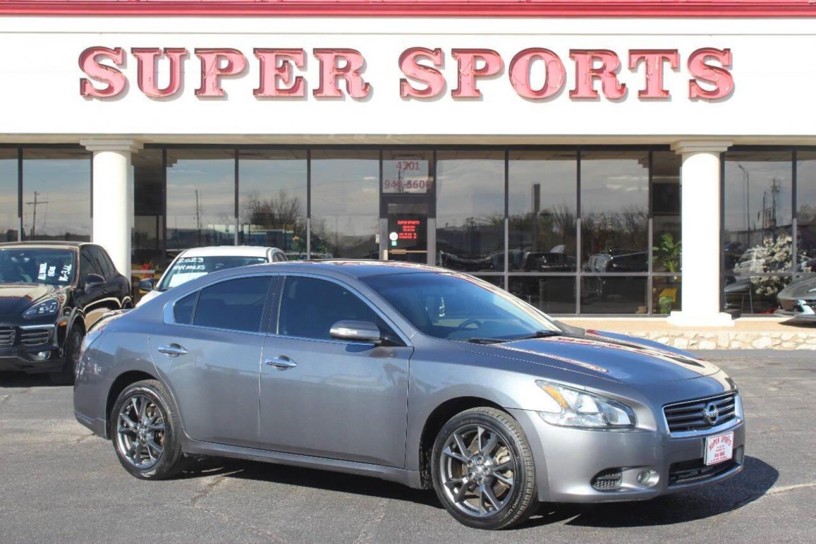 2014 Gray Nissan Maxima SV (1N4AA5AP4EC) with an 3.5L V6 DOHC 24V engine, Continuously Variable Transmission transmission, located at 4301 NW 39th , Oklahoma City, OK, 73112, (405) 949-5600, 35.512135, -97.598671 - NO DRIVERS LICENCE NO-FULL COVERAGE INSURANCE-NO CREDIT CHECK. COME ON OVER TO SUPERSPORTS AND TAKE A LOOK AND TEST DRIVE. PLEASE GIVE US A CALL AT (405) 949-5600. NO LICENSIA DE MANEJAR- NO SEGURO DE COBERTURA TOTAL- NO VERIFICACCION DE CREDITO. POR FAVOR VENGAN A SUPERSPORTS, - Photo#0