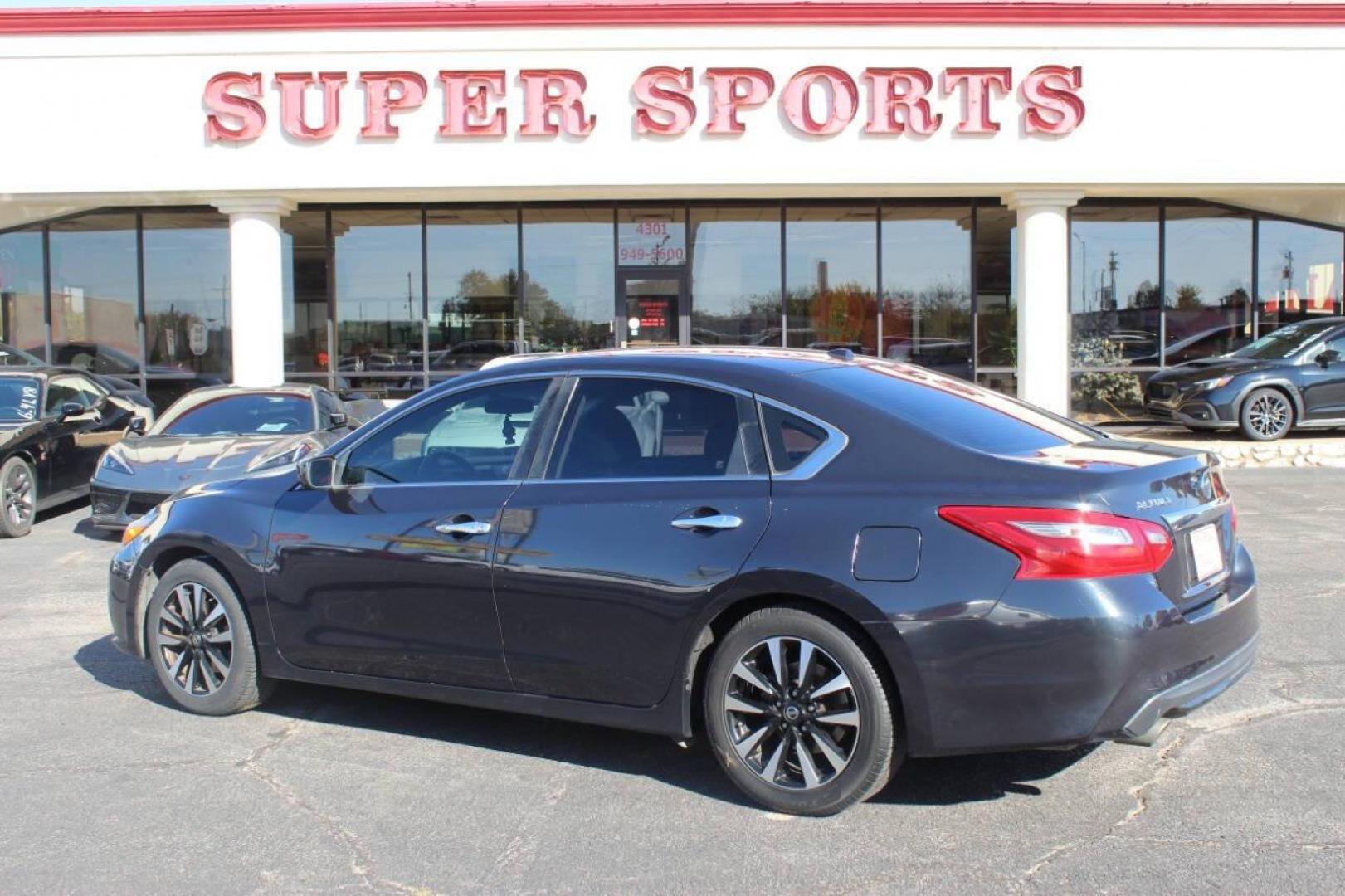 2018 Charcoal Nissan Altima 2.5 (1N4AL3AP4JC) with an 2.5L L4 DOHC 16V engine, CVT transmission, located at 4301 NW 39th , Oklahoma City, OK, 73112, (405) 949-5600, 35.512135, -97.598671 - NO DRIVERS LICENCE NO-FULL COVERAGE INSURANCE-NO CREDIT CHECK. COME ON OVER TO SUPERSPORTS AND TAKE A LOOK AND TEST DRIVE. PLEASE GIVE US A CALL AT (405) 949-5600. NO LICENCIA DE MANEJAR- NO SEGURO DE COBERTURA TOTAL- NO VERIFICACION DE CREDITO. POR FAVOR VENGAN A SUPERSPORTS, ECHE UN V - Photo#3