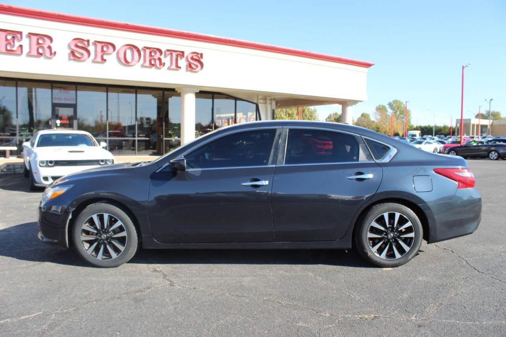 2018 Charcoal Nissan Altima 2.5 (1N4AL3AP4JC) with an 2.5L L4 DOHC 16V engine, CVT transmission, located at 4301 NW 39th , Oklahoma City, OK, 73112, (405) 949-5600, 35.512135, -97.598671 - NO DRIVERS LICENCE NO-FULL COVERAGE INSURANCE-NO CREDIT CHECK. COME ON OVER TO SUPERSPORTS AND TAKE A LOOK AND TEST DRIVE. PLEASE GIVE US A CALL AT (405) 949-5600. NO LICENCIA DE MANEJAR- NO SEGURO DE COBERTURA TOTAL- NO VERIFICACION DE CREDITO. POR FAVOR VENGAN A SUPERSPORTS, ECHE UN V - Photo#4
