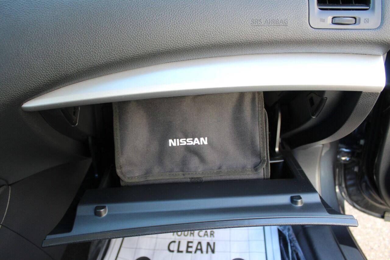 2018 Charcoal Nissan Altima 2.5 (1N4AL3AP4JC) with an 2.5L L4 DOHC 16V engine, CVT transmission, located at 4301 NW 39th , Oklahoma City, OK, 73112, (405) 949-5600, 35.512135, -97.598671 - NO DRIVERS LICENCE NO-FULL COVERAGE INSURANCE-NO CREDIT CHECK. COME ON OVER TO SUPERSPORTS AND TAKE A LOOK AND TEST DRIVE. PLEASE GIVE US A CALL AT (405) 949-5600. NO LICENCIA DE MANEJAR- NO SEGURO DE COBERTURA TOTAL- NO VERIFICACION DE CREDITO. POR FAVOR VENGAN A SUPERSPORTS, ECHE UN V - Photo#25