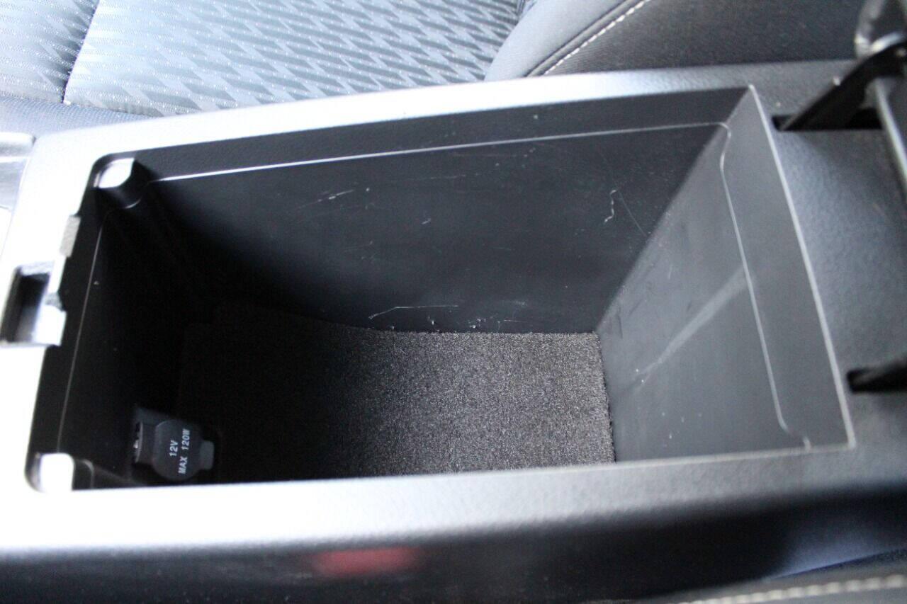 2018 Charcoal Nissan Altima 2.5 (1N4AL3AP4JC) with an 2.5L L4 DOHC 16V engine, CVT transmission, located at 4301 NW 39th , Oklahoma City, OK, 73112, (405) 949-5600, 35.512135, -97.598671 - NO DRIVERS LICENCE NO-FULL COVERAGE INSURANCE-NO CREDIT CHECK. COME ON OVER TO SUPERSPORTS AND TAKE A LOOK AND TEST DRIVE. PLEASE GIVE US A CALL AT (405) 949-5600. NO LICENCIA DE MANEJAR- NO SEGURO DE COBERTURA TOTAL- NO VERIFICACION DE CREDITO. POR FAVOR VENGAN A SUPERSPORTS, ECHE UN V - Photo#36