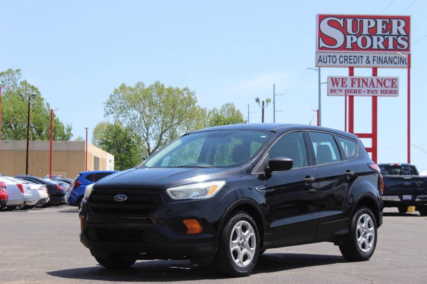 2017 Black Ford Escape S FWD (1FMCU0F73HU) with an 2.5L L4 DOHC 16V engine, 6A transmission, located at 4301 NW 39th , Oklahoma City, OK, 73112, (405) 949-5600, 35.512135, -97.598671 - NO DRIVERS LICENCE NO-FULL COVERAGE INSURANCE-NO CREDIT CHECK. COME ON OVER TO SUPERSPORTS AND TAKE A LOOK AND TEST DRIVE. PLEASE GIVE US A CALL AT (405) 949-5600. NO LICENSIA DE MANEJAR- NO SEGURO DE COBERTURA TOTAL- NO VERIFICACCION DE CREDITO. POR FAVOR VENGAN A SUPERSPORTS, - Photo#6