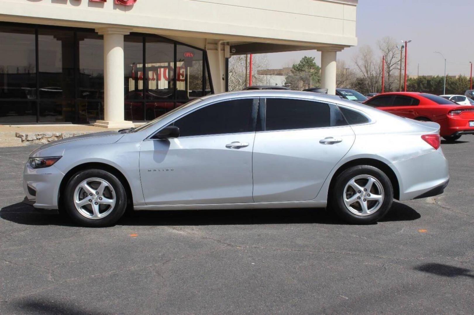 2018 Silver Chevrolet Malibu LS (1G1ZB5STXJF) with an 1.5L L4 DOHC 16V engine, 6A transmission, located at 4301 NW 39th , Oklahoma City, OK, 73112, (405) 949-5600, 35.512135, -97.598671 - NO DRIVERS LICENCE -NO FULL COVERAGE INSURANCE - NO CREDIT CHECK. COME ON OVER TO SUPERSPORTS, TAKE A LOOK AND TEST DRIVE. PLEASE GIVE US A CALL AT (405) 949-5600. NO LICENCIA DE CONDUCIR - NO SEGURO DE COBERTURA TOTAL - NO VERIFICACION DE CREDITO. VISITENOS EN SUPERSPORTS, MIRE NUESTRO - Photo#6