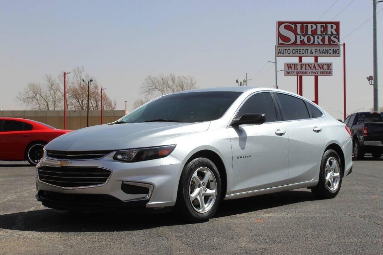 2018 Silver Chevrolet Malibu LS (1G1ZB5STXJF) with an 1.5L L4 DOHC 16V engine, 6A transmission, located at 4301 NW 39th , Oklahoma City, OK, 73112, (405) 949-5600, 35.512135, -97.598671 - NO DRIVERS LICENCE -NO FULL COVERAGE INSURANCE - NO CREDIT CHECK. COME ON OVER TO SUPERSPORTS, TAKE A LOOK AND TEST DRIVE. PLEASE GIVE US A CALL AT (405) 949-5600. NO LICENCIA DE CONDUCIR - NO SEGURO DE COBERTURA TOTAL - NO VERIFICACION DE CREDITO. VISITENOS EN SUPERSPORTS, MIRE NUESTRO - Photo#7