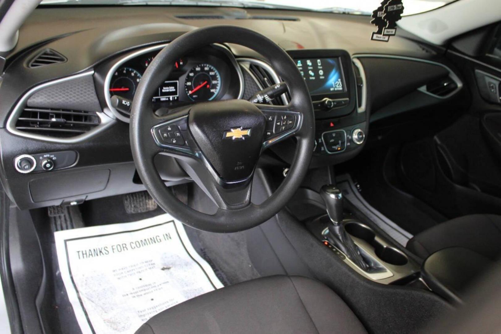 2018 Silver Chevrolet Malibu LS (1G1ZB5STXJF) with an 1.5L L4 DOHC 16V engine, 6A transmission, located at 4301 NW 39th , Oklahoma City, OK, 73112, (405) 949-5600, 35.512135, -97.598671 - NO DRIVERS LICENCE NO-FULL COVERAGE INSURANCE-NO CREDIT CHECK. COME ON OVER TO SUPERSPORTS AND TAKE A LOOK AND TEST DRIVE. PLEASE GIVE US A CALL AT (405) 949-5600. NO LICENSIA DE MANEJAR- NO SEGURO DE COBERTURA TOTAL- NO VERIFICACCION DE CREDITO. POR FAVOR VENGAN A SUPERSPORTS, ECHE UN - Photo#15