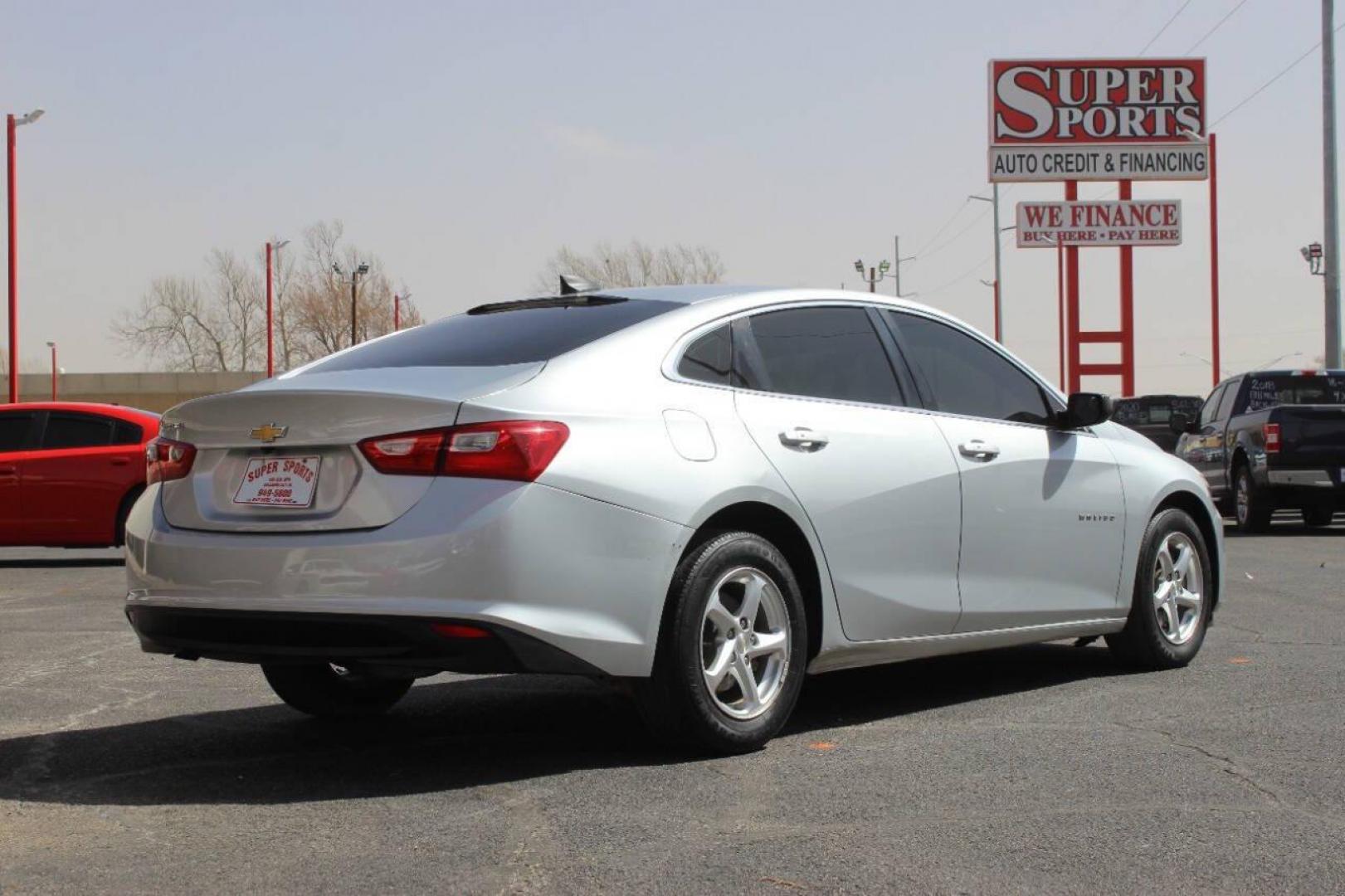 2018 Silver Chevrolet Malibu LS (1G1ZB5STXJF) with an 1.5L L4 DOHC 16V engine, 6A transmission, located at 4301 NW 39th , Oklahoma City, OK, 73112, (405) 949-5600, 35.512135, -97.598671 - NO DRIVERS LICENCE NO-FULL COVERAGE INSURANCE-NO CREDIT CHECK. COME ON OVER TO SUPERSPORTS AND TAKE A LOOK AND TEST DRIVE. PLEASE GIVE US A CALL AT (405) 949-5600. NO LICENSIA DE MANEJAR- NO SEGURO DE COBERTURA TOTAL- NO VERIFICACCION DE CREDITO. POR FAVOR VENGAN A SUPERSPORTS, ECHE UN - Photo#4