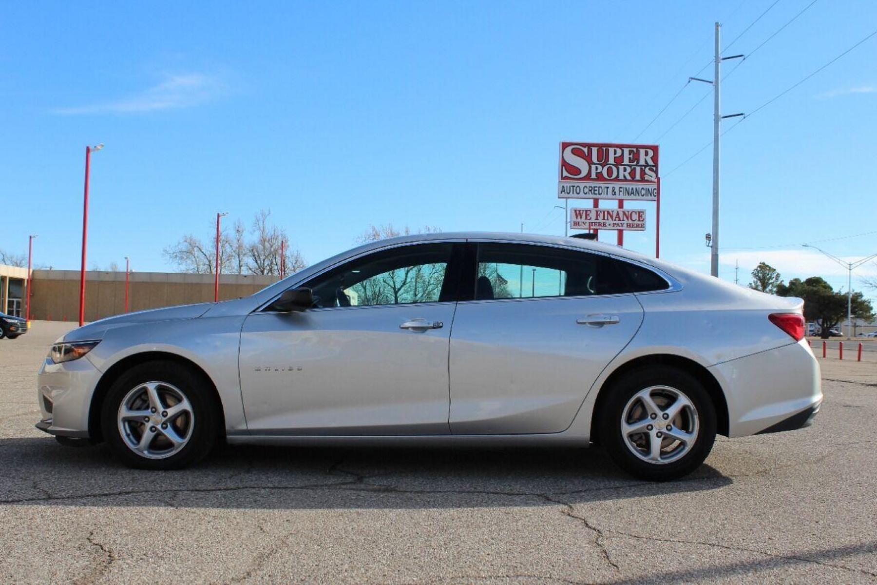 2018 Silver Chevrolet Malibu (1G1ZB5STXJF) with an 1.5L I4 Turbocharger 1.5L I4 engine, Automatic 6-Speed transmission, located at 4301 NW 39th , Oklahoma City, OK, 73112, (405) 949-5600, 35.512135, -97.598671 - NO DRIVERS LICENCE NO-FULL COVERAGE INSURANCE-NO CREDIT CHECK. COME ON OVER TO SUPERSPORTS AND TAKE A LOOK AND TEST DRIVE PLEASE GIVE US A CALL AT (405) 949-5600. NO LICENSIA DE MANEJAR- NO SEGURO DE COBERTURA TOTAL- NO VERIFICACCION DE CREDITO. POR FAVOR VENGAN A SUPERSPORTS, E - Photo #5