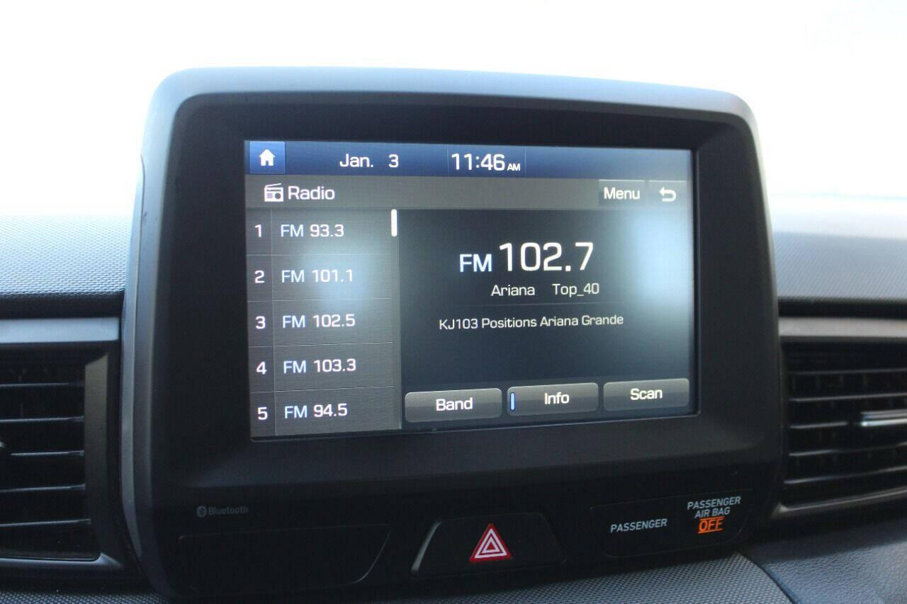 2019 Blue Hyundai Veloster 2.0 6A (KMHTG6AF0KU) with an 2.0L I4 2.0L I4 engine, Automatic 6-Speed transmission, located at 4301 NW 39th , Oklahoma City, OK, 73112, (405) 949-5600, 35.512135, -97.598671 - NO DRIVERS LICENCE NO-FULL COVERAGE INSURANCE-NO CREDIT CHECK. COME ON OVER TO SUPERSPORTS AND TAKE A LOOK AND TEST DRIVE. PLEASE GIVE US A CALL AT (405) 949-5600. NO LICENSIA DE MANEJAR- NO SEGURO DE COBERTURA TOTAL- NO VERIFICACCION DE CREDITO. POR FAVOR VENGAN A SUPERSPORTS, ECHE UN - Photo#17