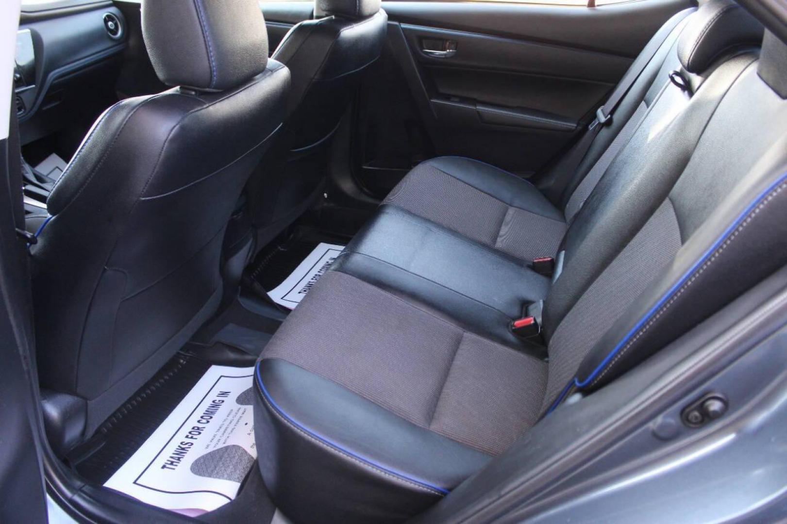 2017 Gray Toyota Corolla L CVT (2T1BURHEXHC) with an 1.8L L4 DOHC 16V engine, CVT transmission, located at 4301 NW 39th , Oklahoma City, OK, 73112, (405) 949-5600, 35.512135, -97.598671 - NO DRIVERS LICENCE NO-FULL COVERAGE INSURANCE-NO CREDIT CHECK. COME ON OVER TO SUPERSPORTS AND TAKE A LOOK AND TEST DRIVE. PLEASE GIVE US A CALL AT (405) 949-5600. NO LICENSIA DE MANEJAR- NO SEGURO DE COBERTURA TOTAL- NO VERIFICACCION DE CREDITO. POR FAVOR VENGAN A SUPERSPORTS, ECHE UN - Photo#12