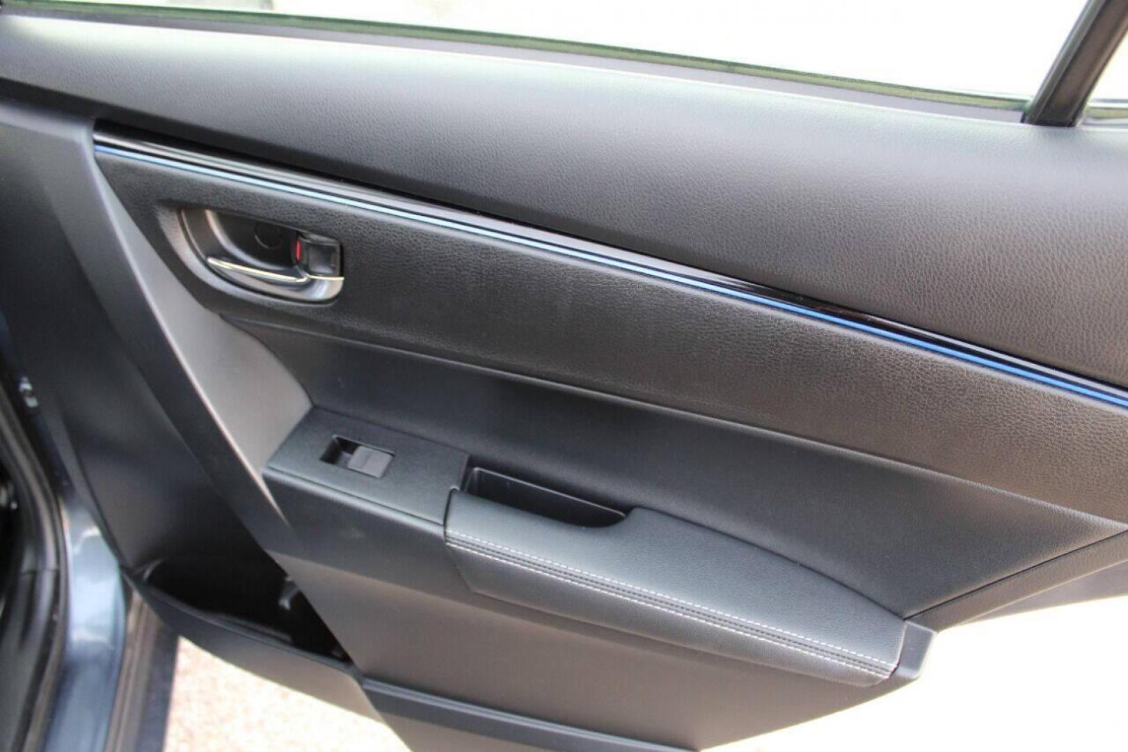 2017 Gray Toyota Corolla L CVT (2T1BURHEXHC) with an 1.8L L4 DOHC 16V engine, CVT transmission, located at 4301 NW 39th , Oklahoma City, OK, 73112, (405) 949-5600, 35.512135, -97.598671 - NO DRIVERS LICENCE NO-FULL COVERAGE INSURANCE-NO CREDIT CHECK. COME ON OVER TO SUPERSPORTS AND TAKE A LOOK AND TEST DRIVE. PLEASE GIVE US A CALL AT (405) 949-5600. NO LICENSIA DE MANEJAR- NO SEGURO DE COBERTURA TOTAL- NO VERIFICACCION DE CREDITO. POR FAVOR VENGAN A SUPERSPORTS, ECHE UN - Photo#31