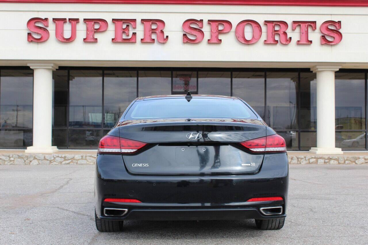 2015 Black Hyundai Genesis 3.8L (KMHGN4JE4FU) with an 3.8L V6 3.8L V6 engine, Automatic 8-Speed transmission, located at 4301 NW 39th , Oklahoma City, OK, 73112, (405) 949-5600, 35.512135, -97.598671 - NO DRIVERS LICENCE NO-FULL COVERAGE INSURANCE-NO CREDIT CHECK. COME ON OVER TO SUPERSPORTS AND TAKE A LOOK AND TEST DRIVE PLEASE GIVE US A CALL AT (405) 949-5600. NO LICENSIA DE MANEJAR- NO SEGURO DE COBERTURA TOTAL- NO VERIFICACCION DE CREDITO. POR FAVOR VENGAN A SUPERSPORTS, ECHE UN VIS - Photo#3