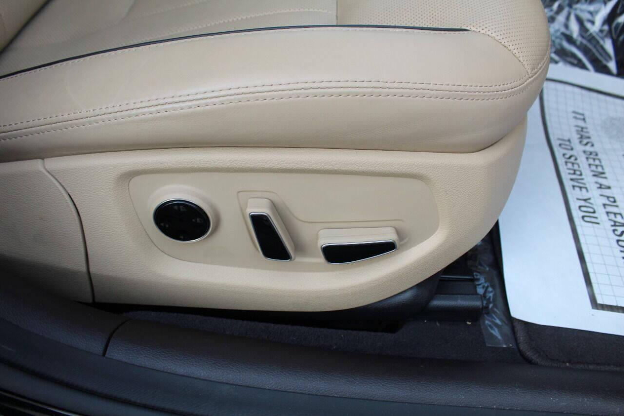 2015 Black Hyundai Genesis 3.8L (KMHGN4JE4FU) with an 3.8L V6 3.8L V6 engine, Automatic 8-Speed transmission, located at 4301 NW 39th , Oklahoma City, OK, 73112, (405) 949-5600, 35.512135, -97.598671 - NO DRIVERS LICENCE NO-FULL COVERAGE INSURANCE-NO CREDIT CHECK. COME ON OVER TO SUPERSPORTS AND TAKE A LOOK AND TEST DRIVE PLEASE GIVE US A CALL AT (405) 949-5600. NO LICENSIA DE MANEJAR- NO SEGURO DE COBERTURA TOTAL- NO VERIFICACCION DE CREDITO. POR FAVOR VENGAN A SUPERSPORTS, ECHE UN VIS - Photo#13