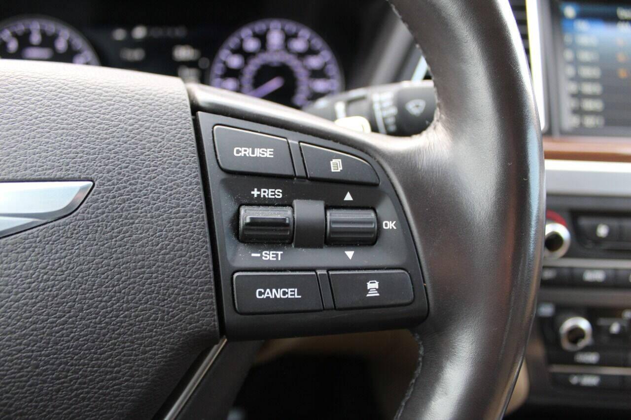 2015 Black Hyundai Genesis 3.8L (KMHGN4JE4FU) with an 3.8L V6 3.8L V6 engine, Automatic 8-Speed transmission, located at 4301 NW 39th , Oklahoma City, OK, 73112, (405) 949-5600, 35.512135, -97.598671 - NO DRIVERS LICENCE NO-FULL COVERAGE INSURANCE-NO CREDIT CHECK. COME ON OVER TO SUPERSPORTS AND TAKE A LOOK AND TEST DRIVE PLEASE GIVE US A CALL AT (405) 949-5600. NO LICENSIA DE MANEJAR- NO SEGURO DE COBERTURA TOTAL- NO VERIFICACCION DE CREDITO. POR FAVOR VENGAN A SUPERSPORTS, ECHE UN VIS - Photo#31