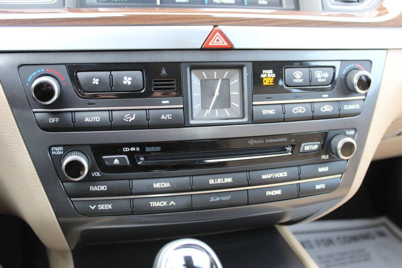 2015 Black Hyundai Genesis 3.8L (KMHGN4JE4FU) with an 3.8L V6 3.8L V6 engine, Automatic 8-Speed transmission, located at 4301 NW 39th , Oklahoma City, OK, 73112, (405) 949-5600, 35.512135, -97.598671 - NO DRIVERS LICENCE NO-FULL COVERAGE INSURANCE-NO CREDIT CHECK. COME ON OVER TO SUPERSPORTS AND TAKE A LOOK AND TEST DRIVE PLEASE GIVE US A CALL AT (405) 949-5600. NO LICENSIA DE MANEJAR- NO SEGURO DE COBERTURA TOTAL- NO VERIFICACCION DE CREDITO. POR FAVOR VENGAN A SUPERSPORTS, ECHE UN VIS - Photo#37