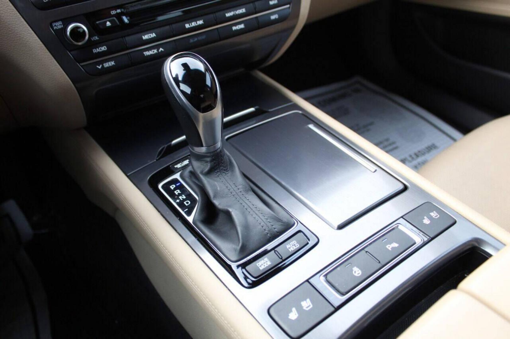 2015 Black Hyundai Genesis 3.8L (KMHGN4JE4FU) with an 3.8L V6 3.8L V6 engine, Automatic 8-Speed transmission, located at 4301 NW 39th , Oklahoma City, OK, 73112, (405) 949-5600, 35.512135, -97.598671 - NO DRIVERS LICENCE NO-FULL COVERAGE INSURANCE-NO CREDIT CHECK. COME ON OVER TO SUPERSPORTS AND TAKE A LOOK AND TEST DRIVE PLEASE GIVE US A CALL AT (405) 949-5600. NO LICENSIA DE MANEJAR- NO SEGURO DE COBERTURA TOTAL- NO VERIFICACCION DE CREDITO. POR FAVOR VENGAN A SUPERSPORTS, ECHE UN VIS - Photo#38