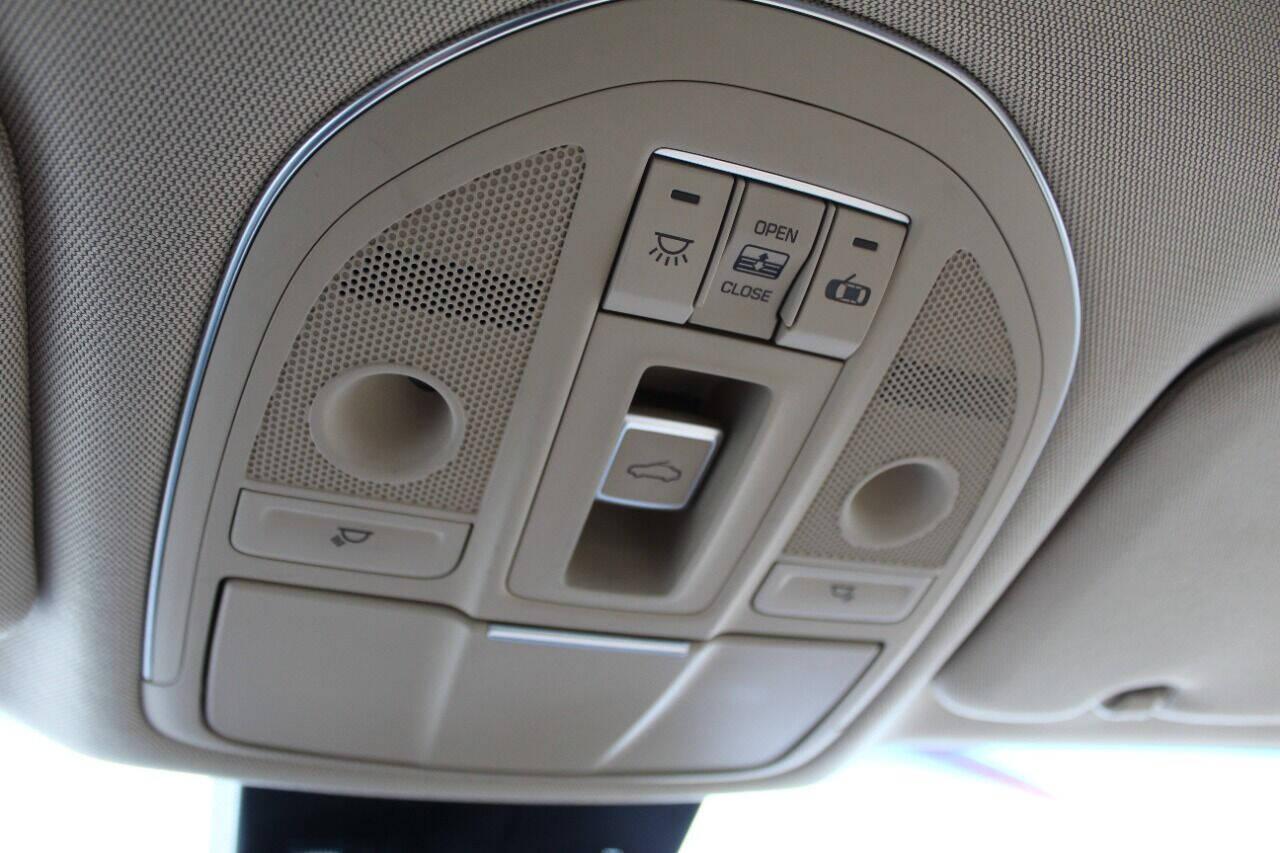 2015 Black Hyundai Genesis 3.8L (KMHGN4JE4FU) with an 3.8L V6 3.8L V6 engine, Automatic 8-Speed transmission, located at 4301 NW 39th , Oklahoma City, OK, 73112, (405) 949-5600, 35.512135, -97.598671 - NO DRIVERS LICENCE NO-FULL COVERAGE INSURANCE-NO CREDIT CHECK. COME ON OVER TO SUPERSPORTS AND TAKE A LOOK AND TEST DRIVE PLEASE GIVE US A CALL AT (405) 949-5600. NO LICENSIA DE MANEJAR- NO SEGURO DE COBERTURA TOTAL- NO VERIFICACCION DE CREDITO. POR FAVOR VENGAN A SUPERSPORTS, ECHE UN VIS - Photo#43