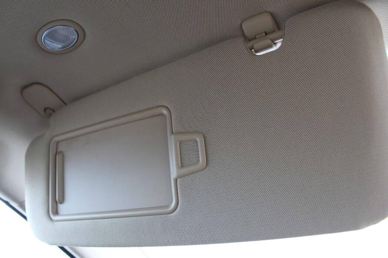 2015 Black Hyundai Genesis 3.8L (KMHGN4JE4FU) with an 3.8L V6 3.8L V6 engine, Automatic 8-Speed transmission, located at 4301 NW 39th , Oklahoma City, OK, 73112, (405) 949-5600, 35.512135, -97.598671 - NO DRIVERS LICENCE NO-FULL COVERAGE INSURANCE-NO CREDIT CHECK. COME ON OVER TO SUPERSPORTS AND TAKE A LOOK AND TEST DRIVE PLEASE GIVE US A CALL AT (405) 949-5600. NO LICENSIA DE MANEJAR- NO SEGURO DE COBERTURA TOTAL- NO VERIFICACCION DE CREDITO. POR FAVOR VENGAN A SUPERSPORTS, ECHE UN VIS - Photo#44