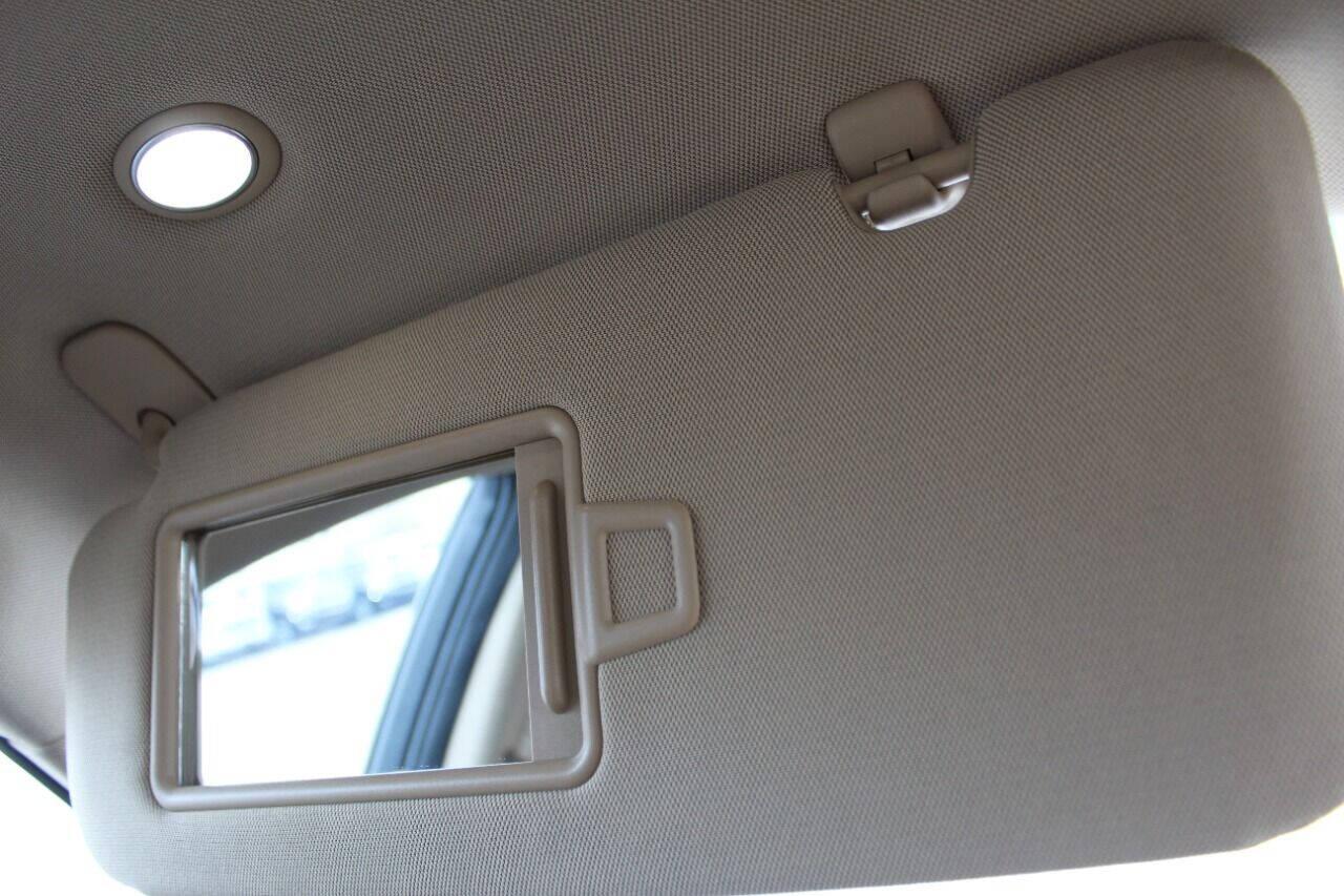 2015 Black Hyundai Genesis 3.8L (KMHGN4JE4FU) with an 3.8L V6 3.8L V6 engine, Automatic 8-Speed transmission, located at 4301 NW 39th , Oklahoma City, OK, 73112, (405) 949-5600, 35.512135, -97.598671 - NO DRIVERS LICENCE NO-FULL COVERAGE INSURANCE-NO CREDIT CHECK. COME ON OVER TO SUPERSPORTS AND TAKE A LOOK AND TEST DRIVE PLEASE GIVE US A CALL AT (405) 949-5600. NO LICENSIA DE MANEJAR- NO SEGURO DE COBERTURA TOTAL- NO VERIFICACCION DE CREDITO. POR FAVOR VENGAN A SUPERSPORTS, ECHE UN VIS - Photo#45