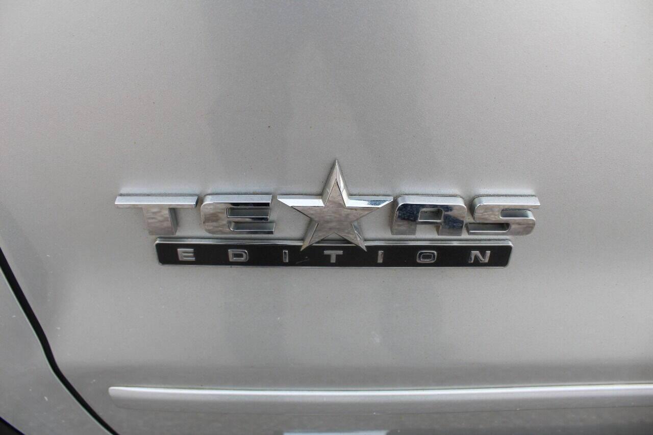 2015 Silver GMC Sierra 1500 SLE Crew Cab Long Box 2WD (3GTP1UEC7FG) with an 5.3L V8 OHV 16V engine, 6-Speed Automatic transmission, located at 4301 NW 39th , Oklahoma City, OK, 73112, (405) 949-5600, 35.512135, -97.598671 - Photo#19