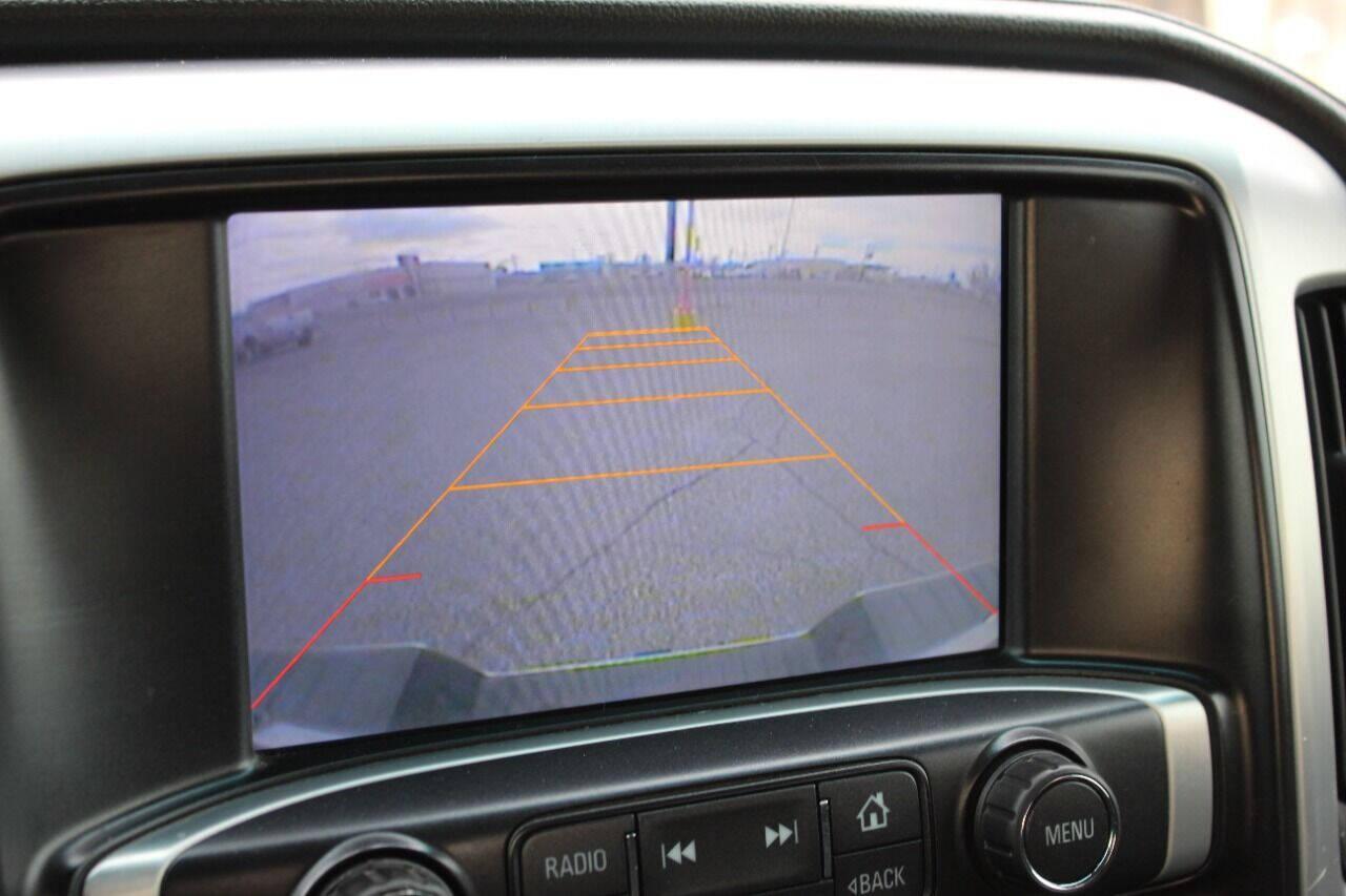 2015 Silver GMC Sierra 1500 SLE Crew Cab Long Box 2WD (3GTP1UEC7FG) with an 5.3L V8 OHV 16V engine, 6-Speed Automatic transmission, located at 4301 NW 39th , Oklahoma City, OK, 73112, (405) 949-5600, 35.512135, -97.598671 - Photo#28