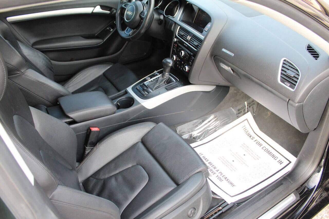 2014 Black Audi A5 Coupe 2.0T quattro Tiptronic (WAULFAFR0EA) with an 2.0L I4 Turbocharger 2.0L I4 engine, Automatic 8-Speed transmission, located at 4301 NW 39th , Oklahoma City, OK, 73112, (405) 949-5600, 35.512135, -97.598671 - NO DRIVERS LICENCE NO-FULL COVERAGE INSURANCE-NO CREDIT CHECK. COME ON OVER TO SUPERSPORTS AND TAKE A LOOK AND TEST DRIVE PLEASE GIVE US A CALL AT (405) 949-5600. NO LICENSIA DE MANEJAR- NO SEGURO DE COBERTURA TOTAL- NO VERIFICACCION DE CREDITO. POR FAVOR VENGAN A SUPERSPORTS, ECHE UN VIS - Photo#9