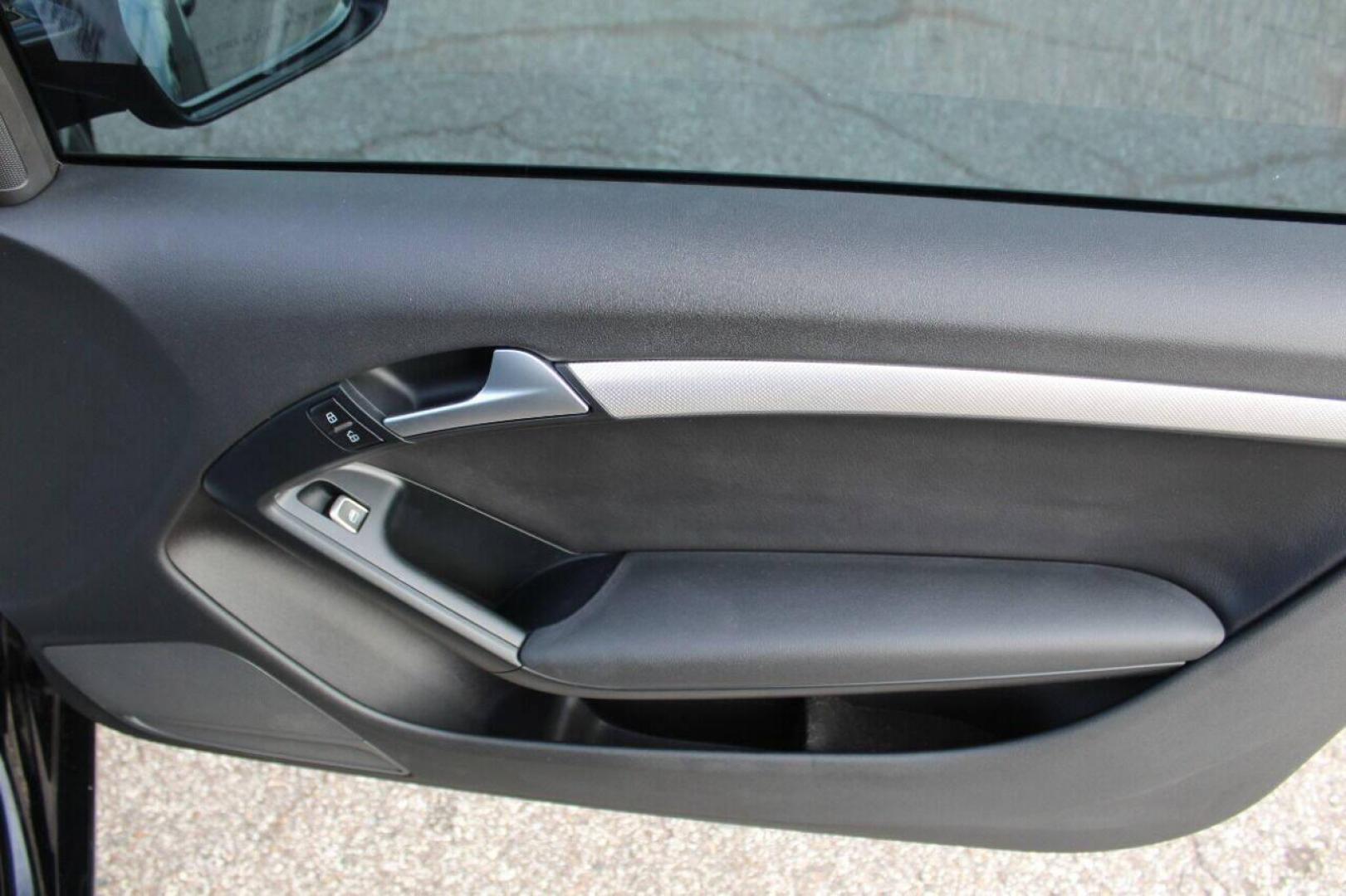 2014 Black Audi A5 Coupe 2.0T quattro Tiptronic (WAULFAFR0EA) with an 2.0L I4 Turbocharger 2.0L I4 engine, Automatic 8-Speed transmission, located at 4301 NW 39th , Oklahoma City, OK, 73112, (405) 949-5600, 35.512135, -97.598671 - NO DRIVERS LICENCE NO-FULL COVERAGE INSURANCE-NO CREDIT CHECK. COME ON OVER TO SUPERSPORTS AND TAKE A LOOK AND TEST DRIVE PLEASE GIVE US A CALL AT (405) 949-5600. NO LICENSIA DE MANEJAR- NO SEGURO DE COBERTURA TOTAL- NO VERIFICACCION DE CREDITO. POR FAVOR VENGAN A SUPERSPORTS, ECHE UN VIS - Photo#10