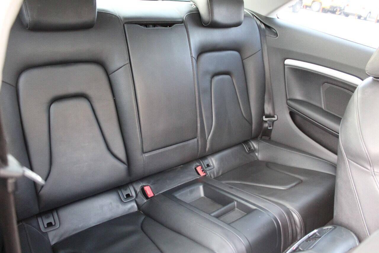 2014 Black Audi A5 Coupe 2.0T quattro Tiptronic (WAULFAFR0EA) with an 2.0L I4 Turbocharger 2.0L I4 engine, Automatic 8-Speed transmission, located at 4301 NW 39th , Oklahoma City, OK, 73112, (405) 949-5600, 35.512135, -97.598671 - NO DRIVERS LICENCE NO-FULL COVERAGE INSURANCE-NO CREDIT CHECK. COME ON OVER TO SUPERSPORTS AND TAKE A LOOK AND TEST DRIVE PLEASE GIVE US A CALL AT (405) 949-5600. NO LICENSIA DE MANEJAR- NO SEGURO DE COBERTURA TOTAL- NO VERIFICACCION DE CREDITO. POR FAVOR VENGAN A SUPERSPORTS, ECHE UN VIS - Photo#12