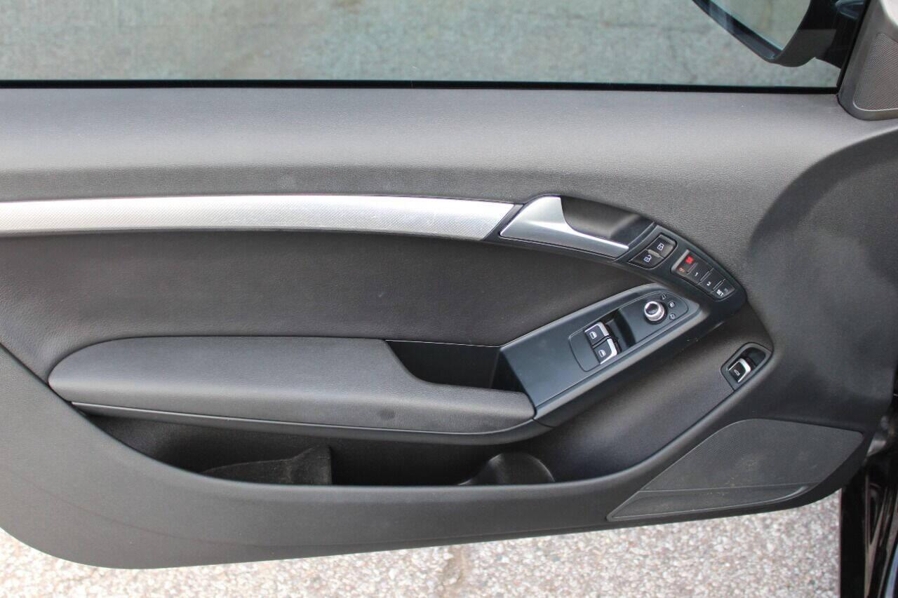 2014 Black Audi A5 Coupe 2.0T quattro Tiptronic (WAULFAFR0EA) with an 2.0L I4 Turbocharger 2.0L I4 engine, Automatic 8-Speed transmission, located at 4301 NW 39th , Oklahoma City, OK, 73112, (405) 949-5600, 35.512135, -97.598671 - NO DRIVERS LICENCE NO-FULL COVERAGE INSURANCE-NO CREDIT CHECK. COME ON OVER TO SUPERSPORTS AND TAKE A LOOK AND TEST DRIVE PLEASE GIVE US A CALL AT (405) 949-5600. NO LICENSIA DE MANEJAR- NO SEGURO DE COBERTURA TOTAL- NO VERIFICACCION DE CREDITO. POR FAVOR VENGAN A SUPERSPORTS, ECHE UN VIS - Photo#15