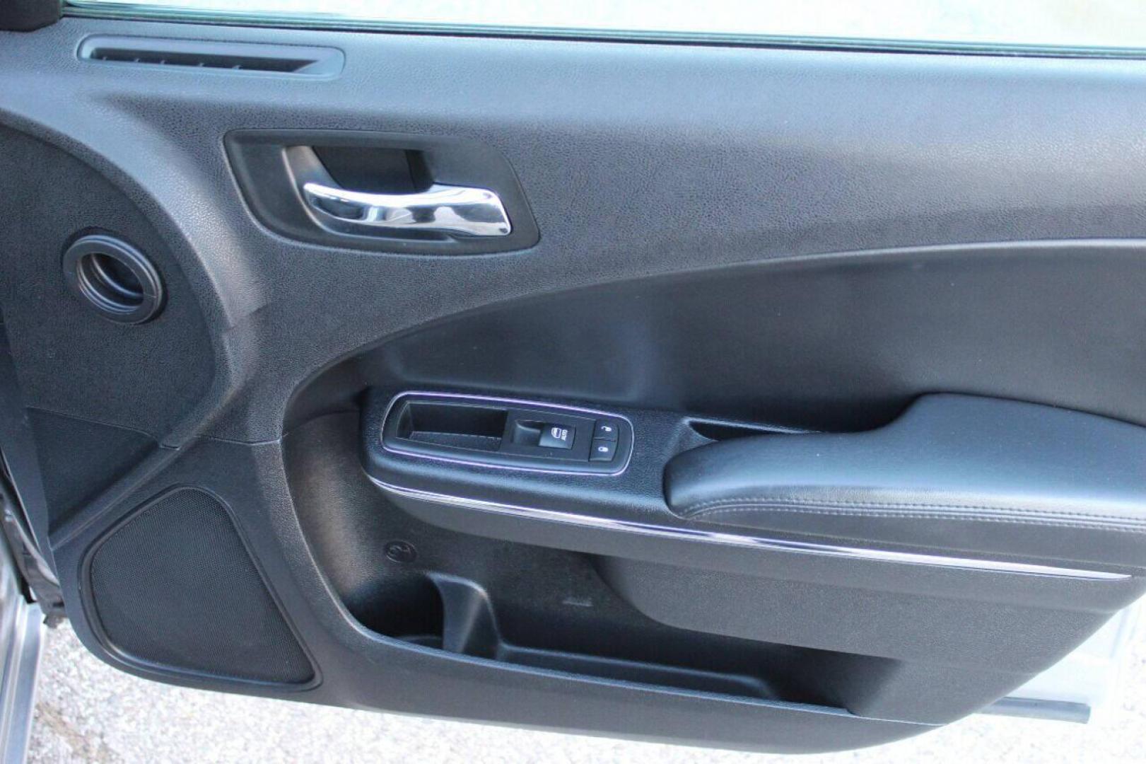 2014 Silver Dodge Charger SE (2C3CDXBG8EH) with an 3.6L V6 DOHC 24V engine, 5-Speed Automatic transmission, located at 4301 NW 39th , Oklahoma City, OK, 73112, (405) 949-5600, 35.512135, -97.598671 - Photo#9