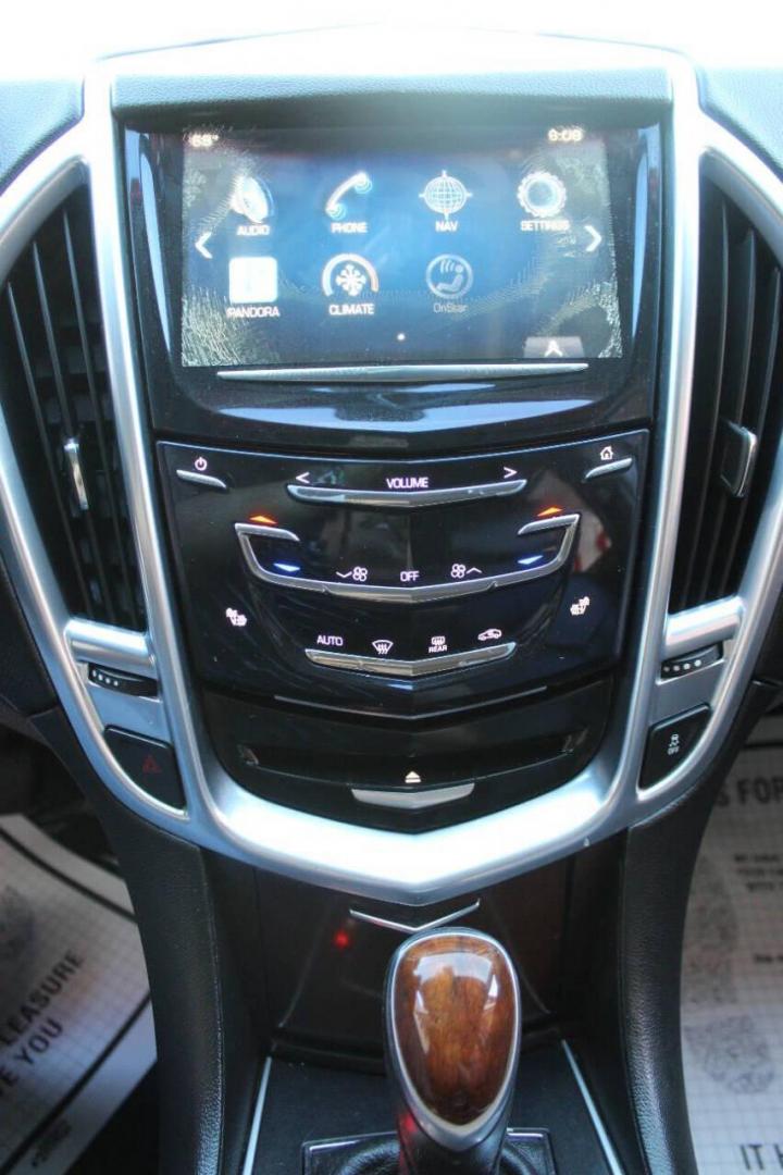 2013 Black Cadillac SRX Premium (3GYFNCE3XDS) with an 3.6L V6 DOHC 24V FFV engine, 6-Speed Automatic transmission, located at 4301 NW 39th , Oklahoma City, OK, 73112, (405) 949-5600, 35.512135, -97.598671 - NO DRIVERS LICENCE NO-FULL COVERAGE INSURANCE-NO CREDIT CHECK. COME ON OVER TO SUPERSPORTS AND TAKE A LOOK AND TEST DRIVE. PLEASE GIVE US A CALL AT (405) 949-5600. NO LICENSIA DE MANEJAR- NO SEGURO DE COBERTURA TOTAL- NO VERIFICACCION DE CREDITO. POR FAVOR VENGAN A SUPERSPORTS, ECHE UN - Photo#19