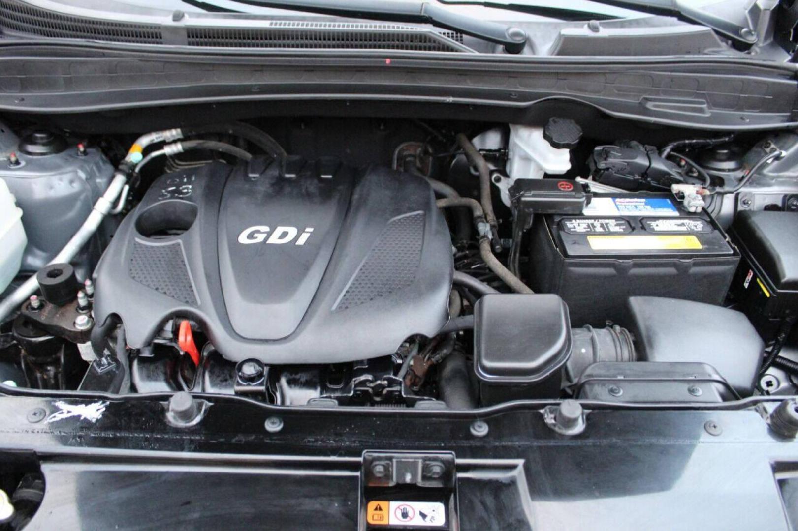 2014 Gray Hyundai Tucson GLS 2WD (KM8JU3AG3EU) with an 2.4L L4 DOHC 16V engine, 6-Speed Automatic transmission, located at 4301 NW 39th , Oklahoma City, OK, 73112, (405) 949-5600, 35.512135, -97.598671 - Photo#9