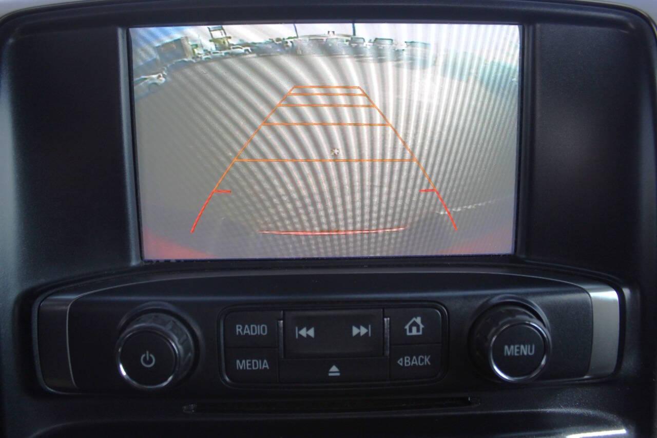 2017 Red Chevrolet Silverado 1500 LT Crew Cab 4WD (3GCUKREC9HG) with an 5.3L V8 5.3L V8 engine, Automatic 6-Speed transmission, located at 4301 NW 39th , Oklahoma City, OK, 73112, (405) 949-5600, 35.512135, -97.598671 - NO DRIVERS LICENCE NO-FULL COVERAGE INSURANCE-NO CREDIT CHECK. COME ON OVER TO SUPERSPORTS AND TAKE A LOOK AND TEST DRIVE. PLEASE GIVE US A CALL AT (405) 949-5600. NO LICENSIA DE MANEJAR- NO SEGURO DE COBERTURA TOTAL- NO VERIFICACCION DE CREDITO. POR FAVOR VENGAN A SUPERSPORTS, ECHE UN - Photo#19