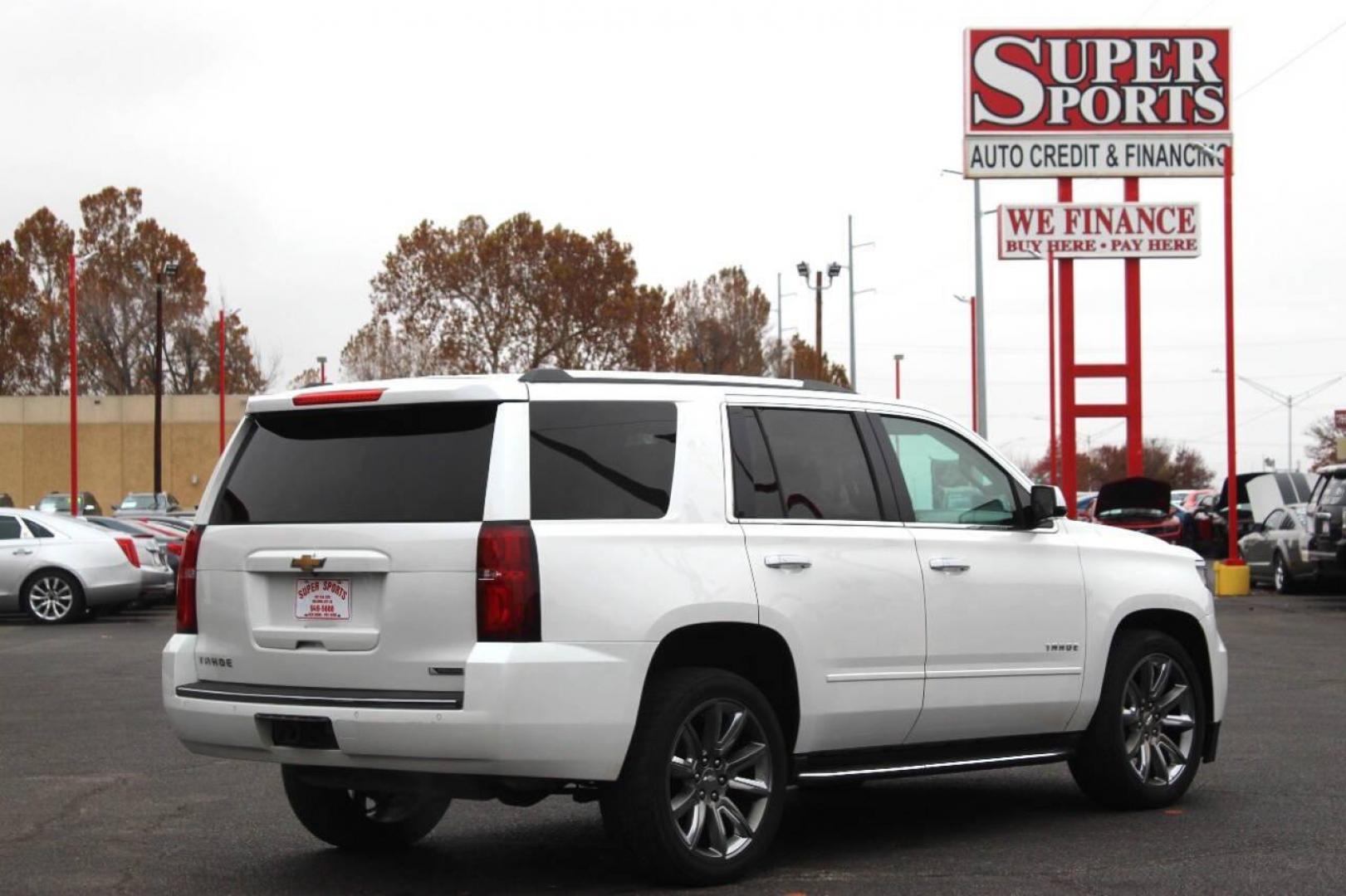 2017 White Chevrolet Tahoe Premier 4WD (1GNSKCKCXHR) with an 5.3L V8 OHV 16V engine, 6A transmission, located at 4301 NW 39th , Oklahoma City, OK, 73112, (405) 949-5600, 35.512135, -97.598671 - NO DRIVERS LICENCE NO-FULL COVERAGE INSURANCE-NO CREDIT CHECK. COME ON OVER TO SUPERSPORTS AND TAKE A LOOK AND TEST DRIVE. PLEASE GIVE US A CALL AT (405) 949-5600. NO LICENSIA DE MANEJAR- NO SEGURO DE COBERTURA TOTAL- NO VERIFICACCION DE CREDITO. POR FAVOR VENGAN A SUPERSPORTS, - Photo#4