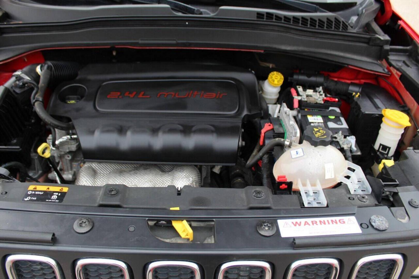 2015 Red Jeep Renegade Sport FWD (ZACCJAAT0FP) with an 2.4L L4 engine, 6-Speed Manual transmission, located at 4301 NW 39th , Oklahoma City, OK, 73112, (405) 949-5600, 35.512135, -97.598671 - NO DRIVERS LICENCE NO-FULL COVERAGE INSURANCE-NO CREDIT CHECK. COME ON OVER TO SUPERSPORTS AND TAKE A LOOK AND TEST DRIVE. PLEASE GIVE US A CALL AT (405) 949-5600. NO LICENSIA DE MANEJAR- NO SEGURO DE COBERTURA TOTAL- NO VERIFICACCION DE CREDITO. POR FAVOR VENGAN A SUPERSPORTS, ECHE UN - Photo#25