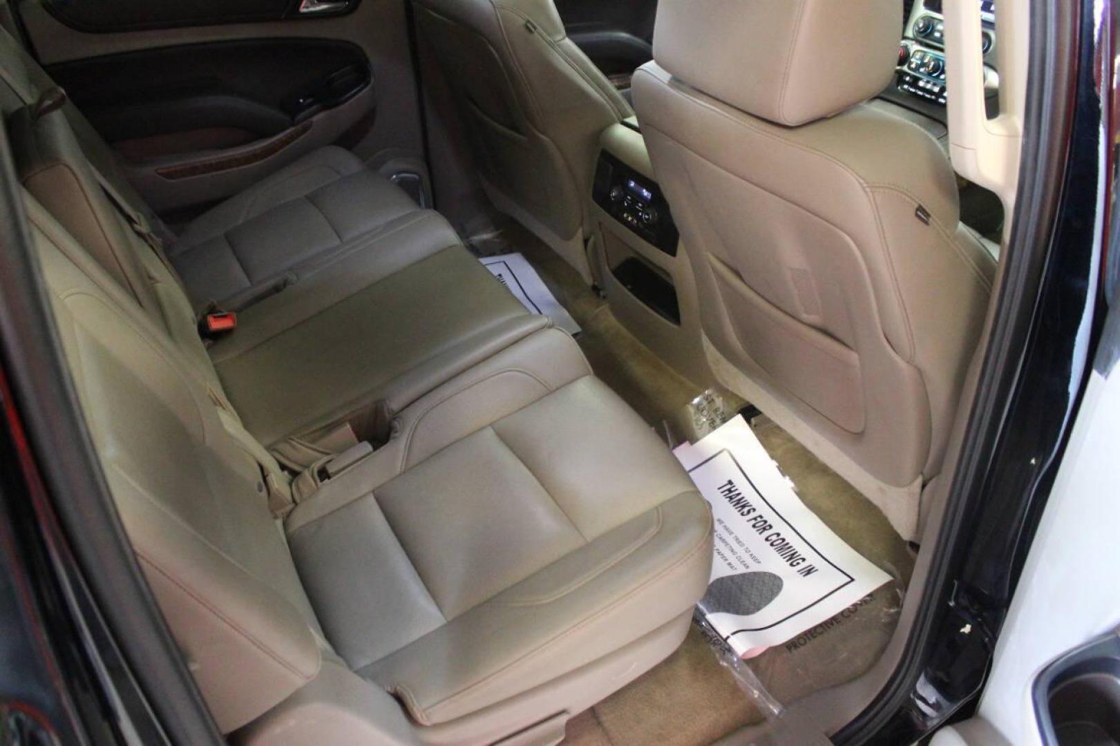 2015 Black Chevrolet Suburban LTZ 1500 4WD (1GNSKKKC3FR) with an 5.3L V8 OHV 16V engine, 6-Speed Automatic transmission, located at 4301 NW 39th , Oklahoma City, OK, 73112, (405) 949-5600, 35.512135, -97.598671 - NO DRIVERS LICENCE NO-FULL COVERAGE INSURANCE-NO CREDIT CHECK. COME ON OVER TO SUPERSPORTS AND TAKE A LOOK AND TEST DRIVE. PLEASE GIVE US A CALL AT (405) 949-5600. NO LICENSIA DE MANEJAR- NO SEGURO DE COBERTURA TOTAL- NO VERIFICACCION DE CREDITO. POR FAVOR VENGAN A SUPERSPORTS, ECHE UN - Photo#11