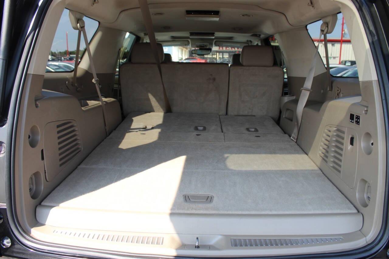 2015 Black Chevrolet Suburban LTZ 1500 4WD (1GNSKKKC3FR) with an 5.3L V8 OHV 16V engine, 6-Speed Automatic transmission, located at 4301 NW 39th , Oklahoma City, OK, 73112, (405) 949-5600, 35.512135, -97.598671 - Photo#13