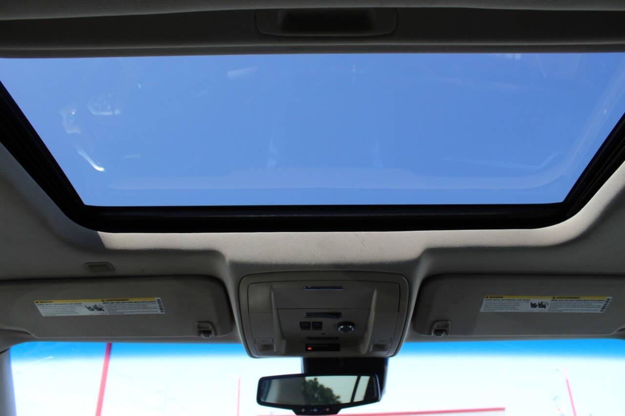 2015 Black Chevrolet Suburban LTZ 1500 4WD (1GNSKKKC3FR) with an 5.3L V8 OHV 16V engine, 6-Speed Automatic transmission, located at 4301 NW 39th , Oklahoma City, OK, 73112, (405) 949-5600, 35.512135, -97.598671 - Photo#20