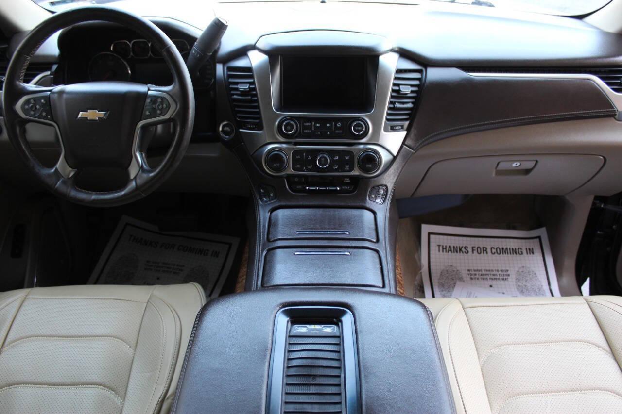 2015 Black Chevrolet Suburban LTZ 1500 4WD (1GNSKKKC3FR) with an 5.3L V8 OHV 16V engine, 6-Speed Automatic transmission, located at 4301 NW 39th , Oklahoma City, OK, 73112, (405) 949-5600, 35.512135, -97.598671 - Photo#19