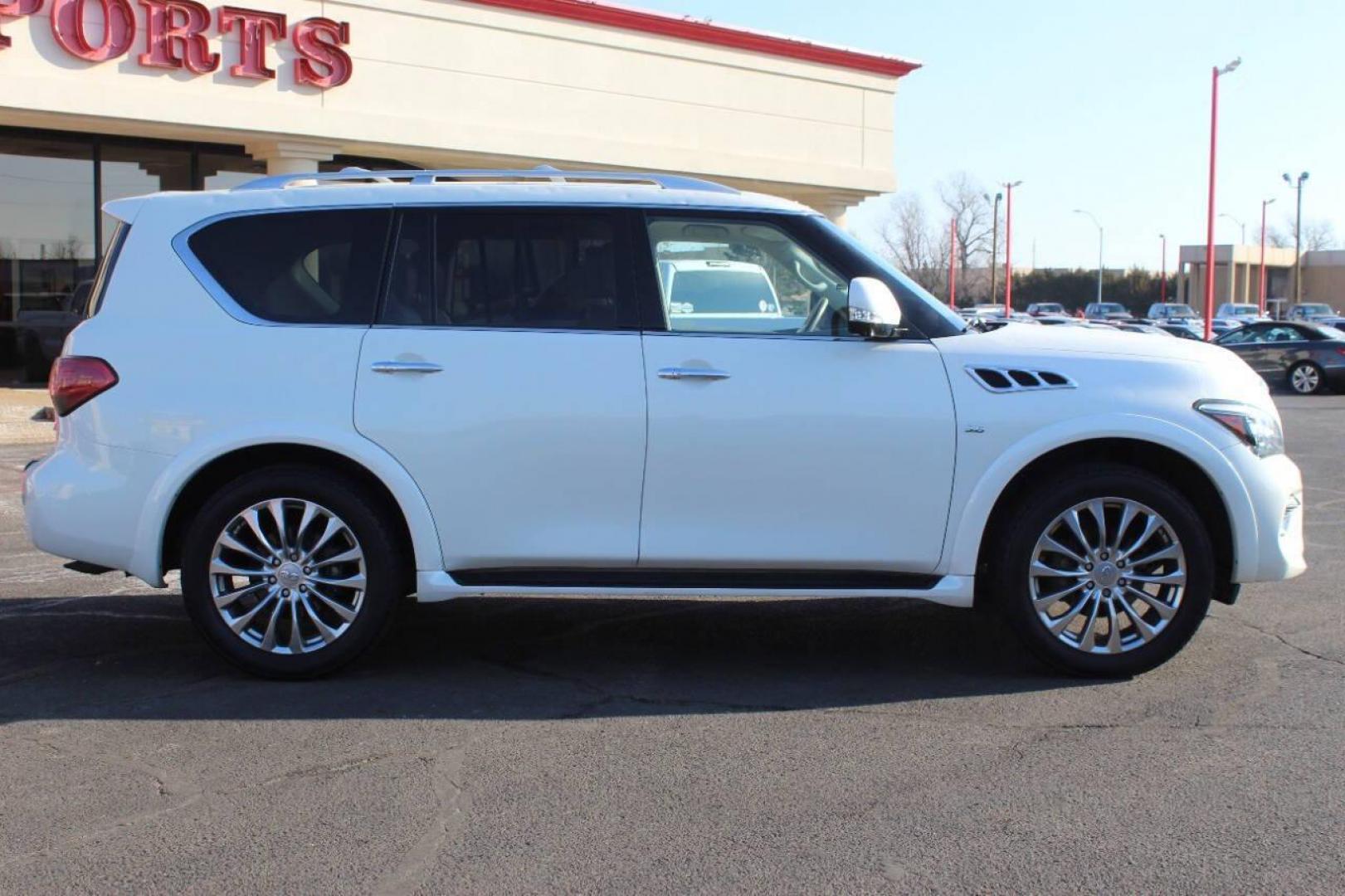 2016 White Infiniti QX80 4WD (JN8AZ2NE0G9) with an 5.6L V8 DOHC 32V engine, 7A transmission, located at 4301 NW 39th , Oklahoma City, OK, 73112, (405) 949-5600, 35.512135, -97.598671 - NO DRIVERS LICENSE - NO FULL COVERAGE INSURANCE NO CREDIT CHECK. COME ON OVER TO SUPERSPORTS AND TAKE A LOOK AND TEST DRIVE. PLEASE GIVE US A CALL AT (405) 949-5600. NO LICENCIA DE MANEJAR - NO SEGURO DE COBERTURA TOTAL - NO VERIFICACION DE CREDITO. POR FAVOR VENGAN A SUPERSPORTS, ECHE - Photo#3